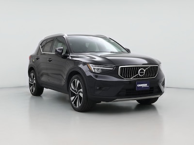 2024 Volvo XC40 B5 Plus Bright Theme