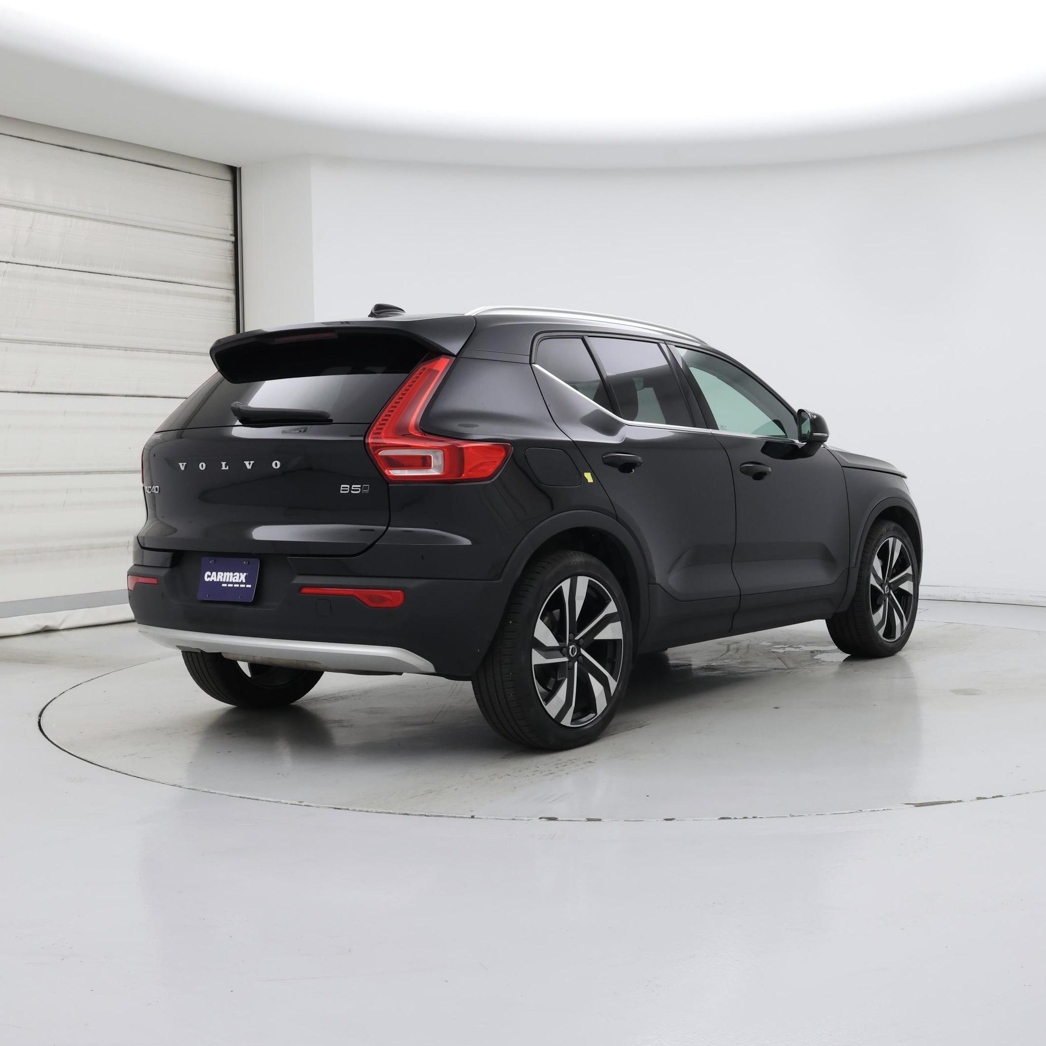 Thumbnail: 2024 Volvo XC40 - 8