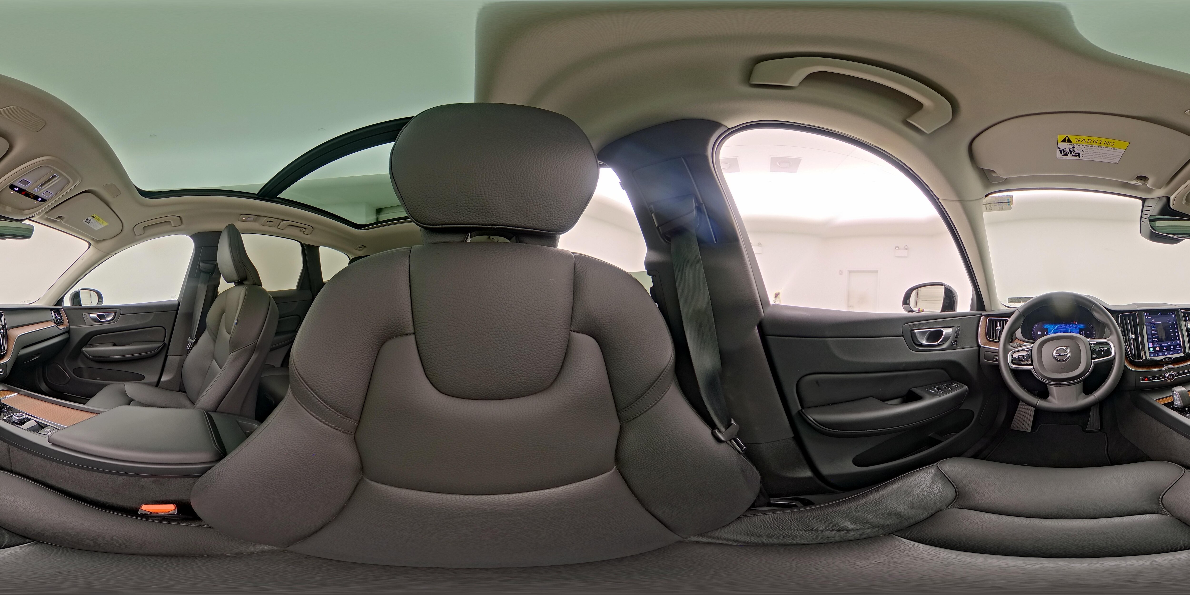 2024 Volvo XC60 Plus - Photo 29