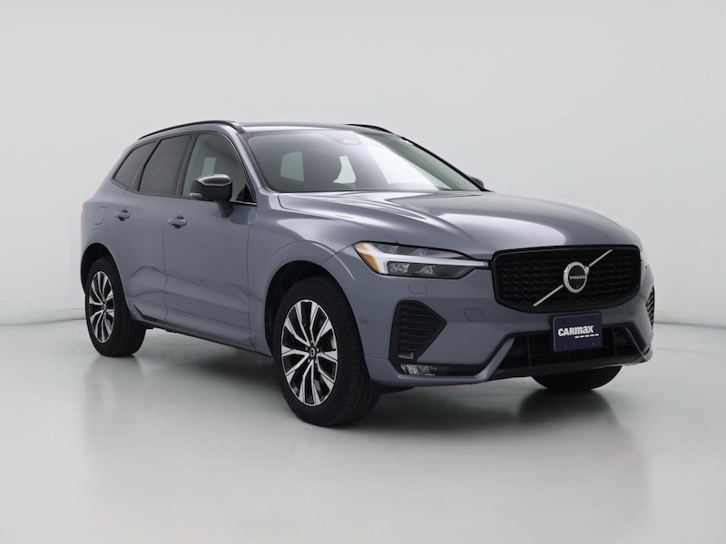 2024 Volvo XC60 B5 Plus Dark Theme