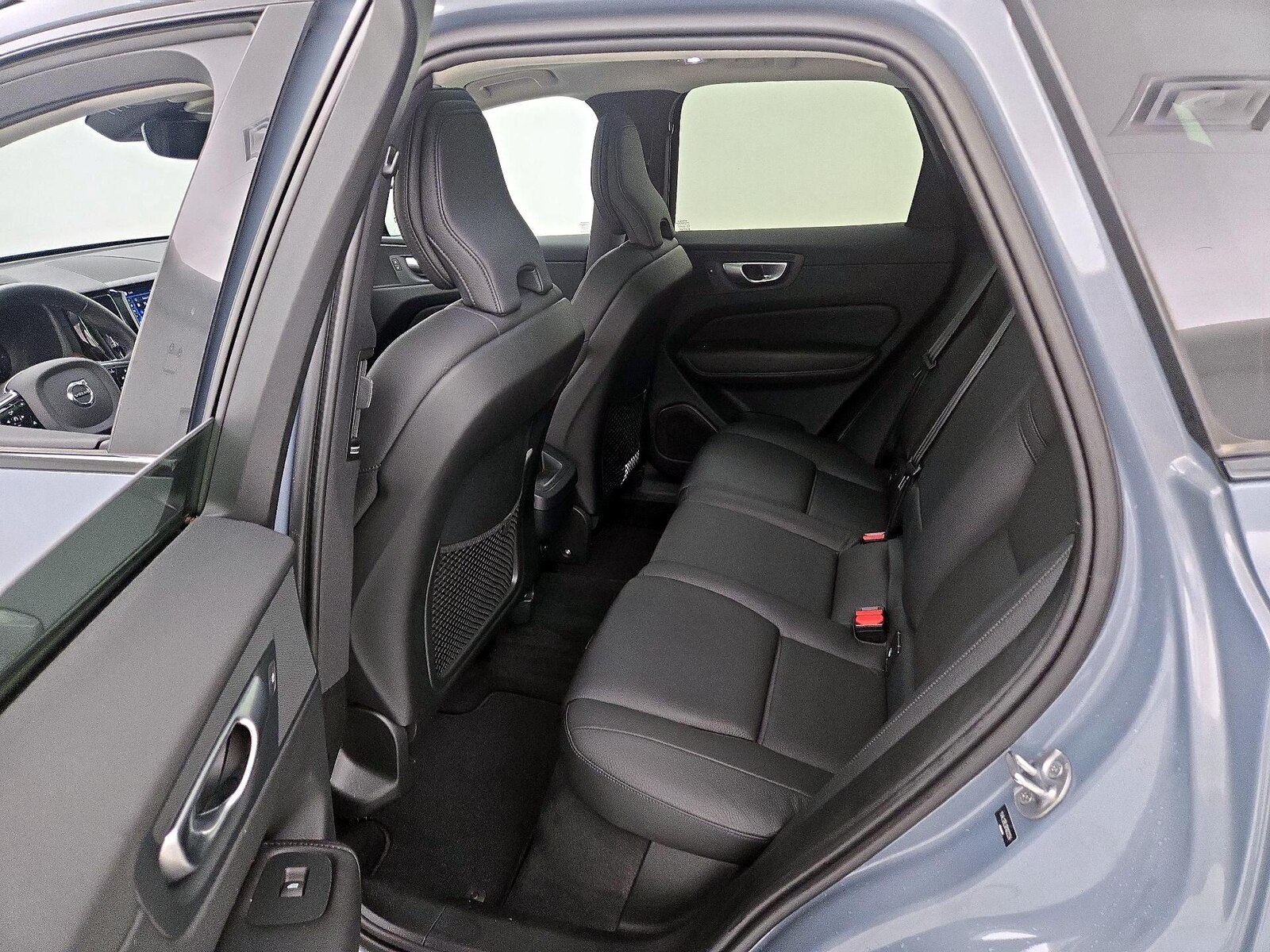 2024 Volvo XC60 Plus - Photo 22