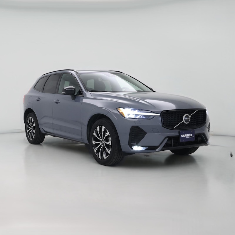 2024 Volvo XC60 B5 Core Dark Theme