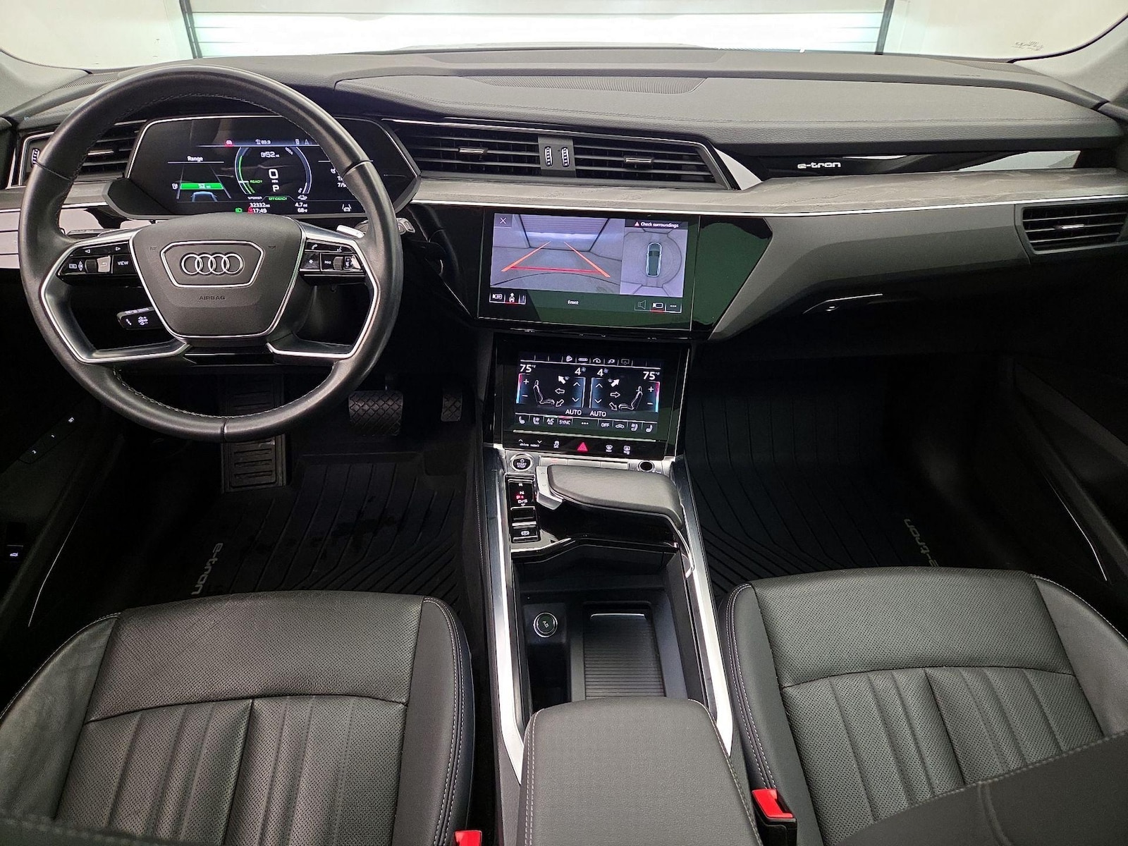 2023 Audi e-tron Premium Plus - Photo 10