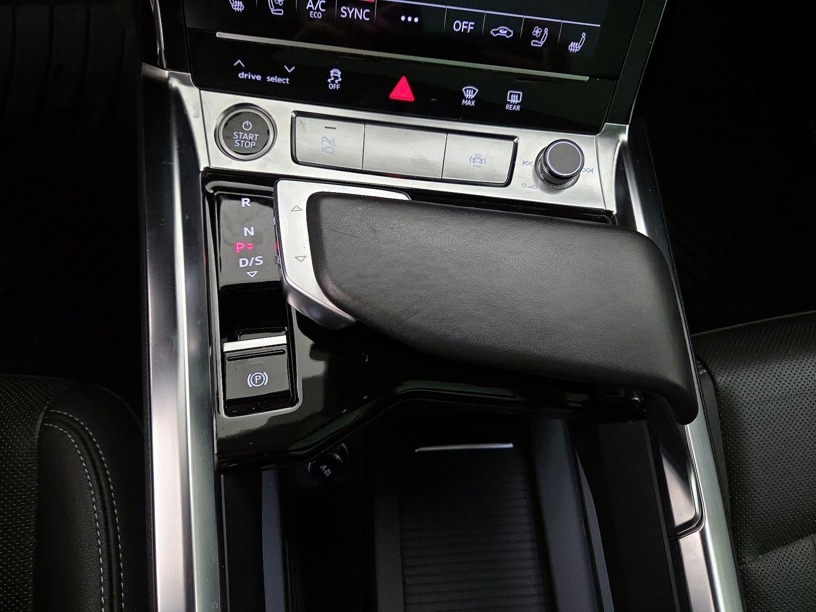 2023 Audi e-tron Premium Plus - Photo 18