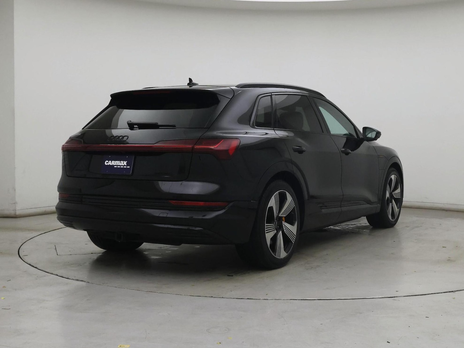 2023 Audi e-tron Premium Plus - Photo 9