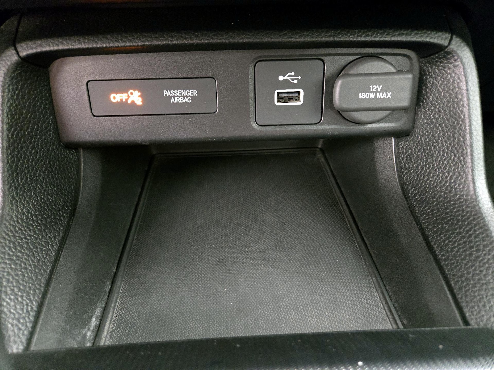 2024 Honda Civic Sport - Photo 19