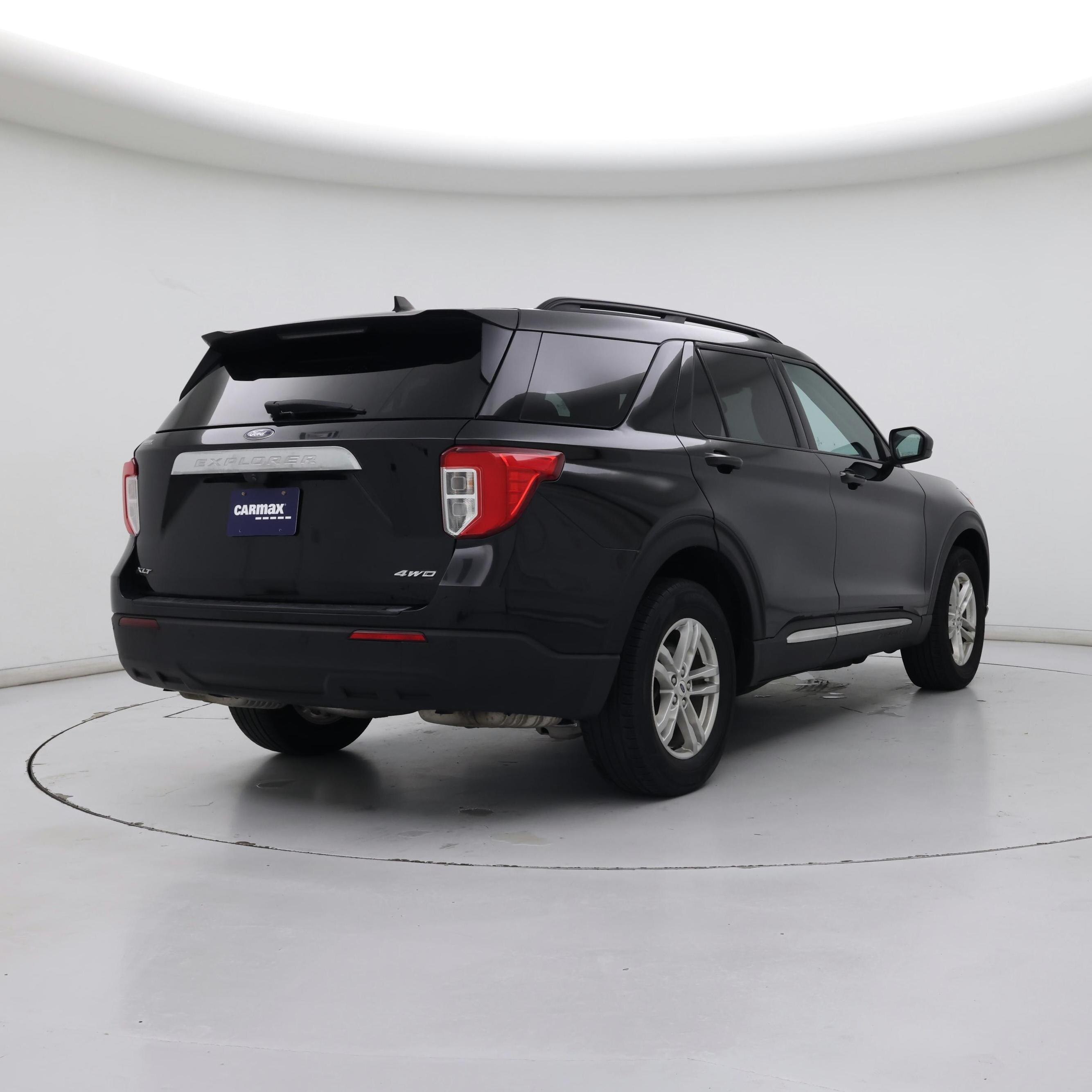 Thumbnail: 2023 Ford Explorer - 8