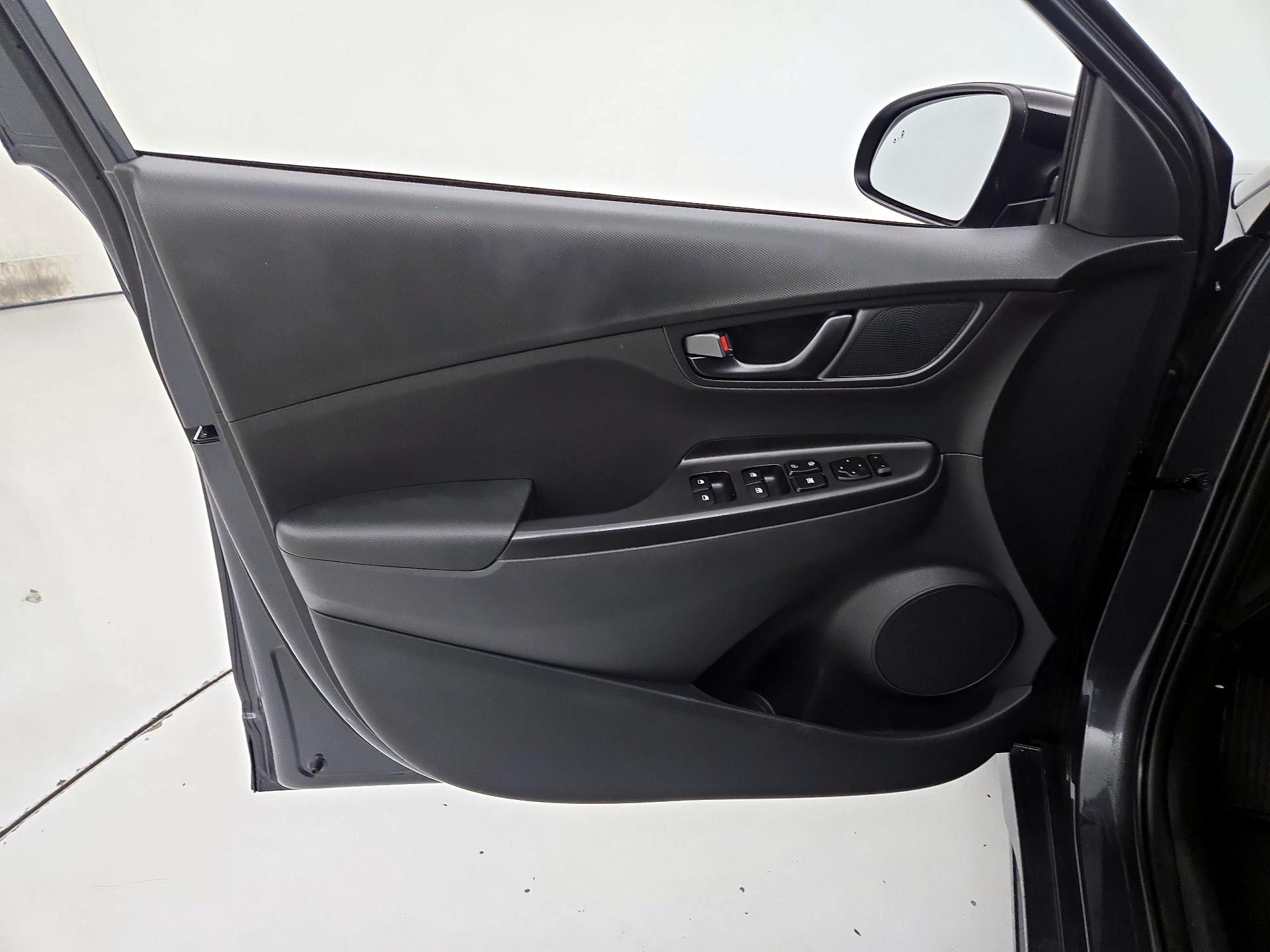 Thumbnail: 2023 Hyundai Kona - 12