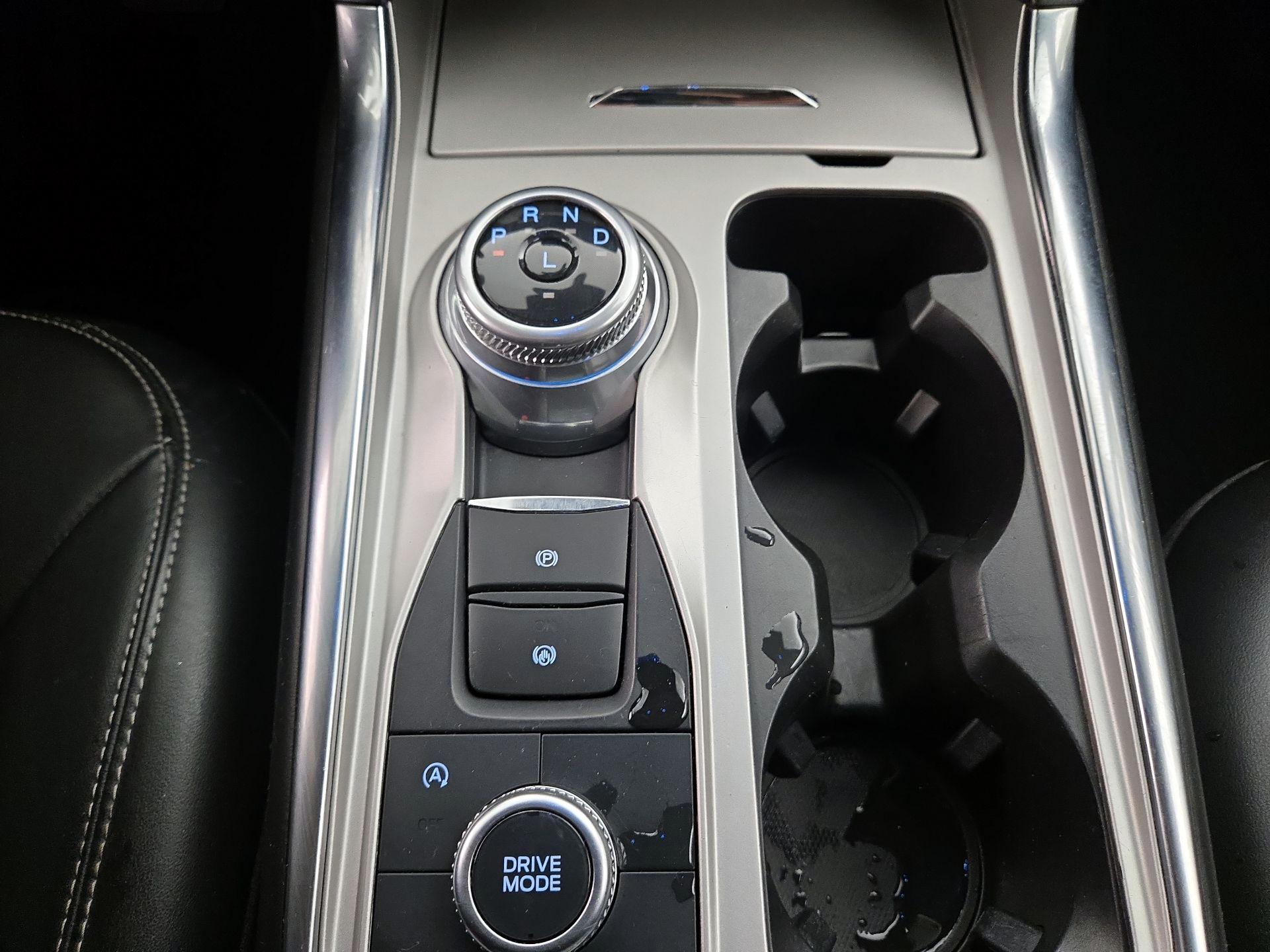 Thumbnail: 2021 Ford Explorer - 17