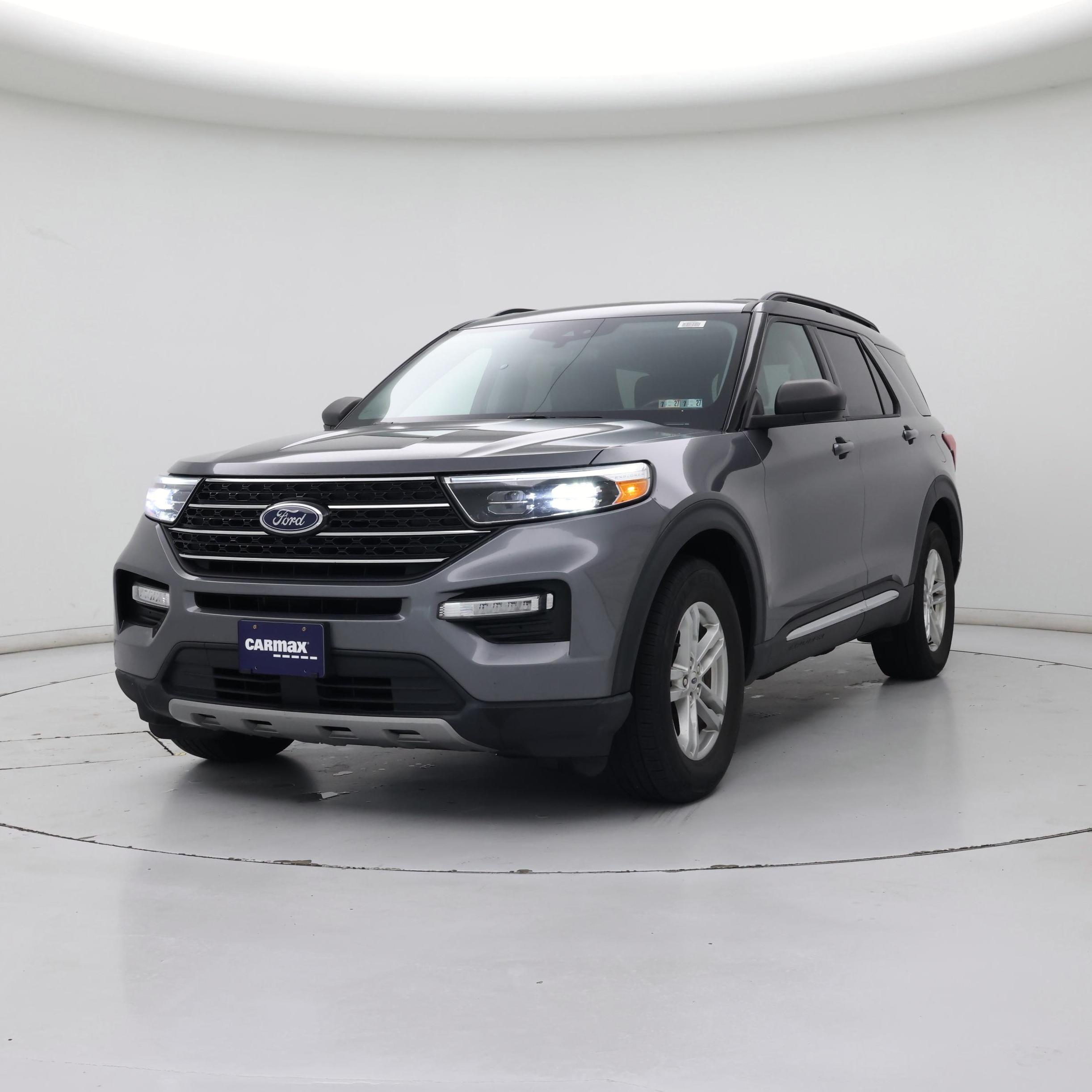 Thumbnail: 2021 Ford Explorer - 4