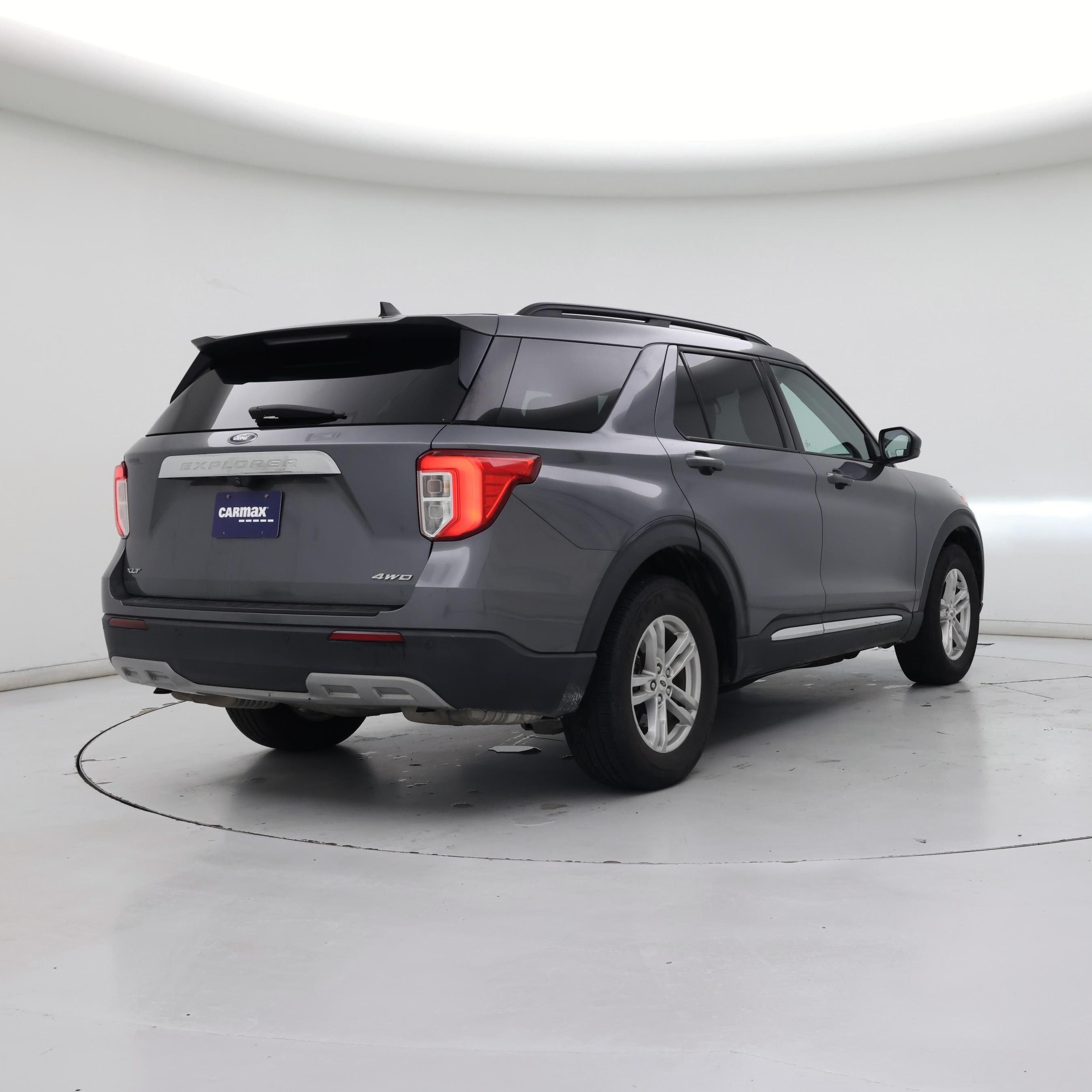 Thumbnail: 2021 Ford Explorer - 8