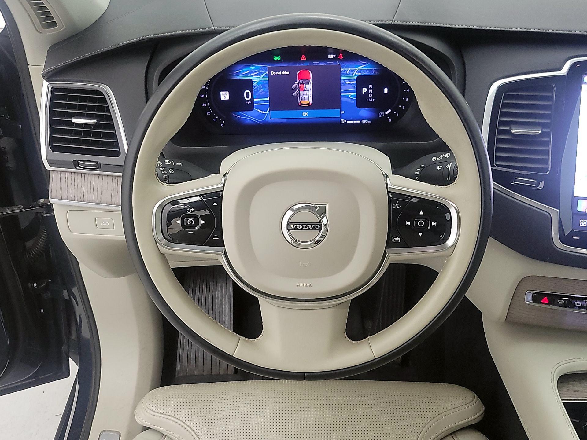 Thumbnail: 2023 Volvo XC90 - 10