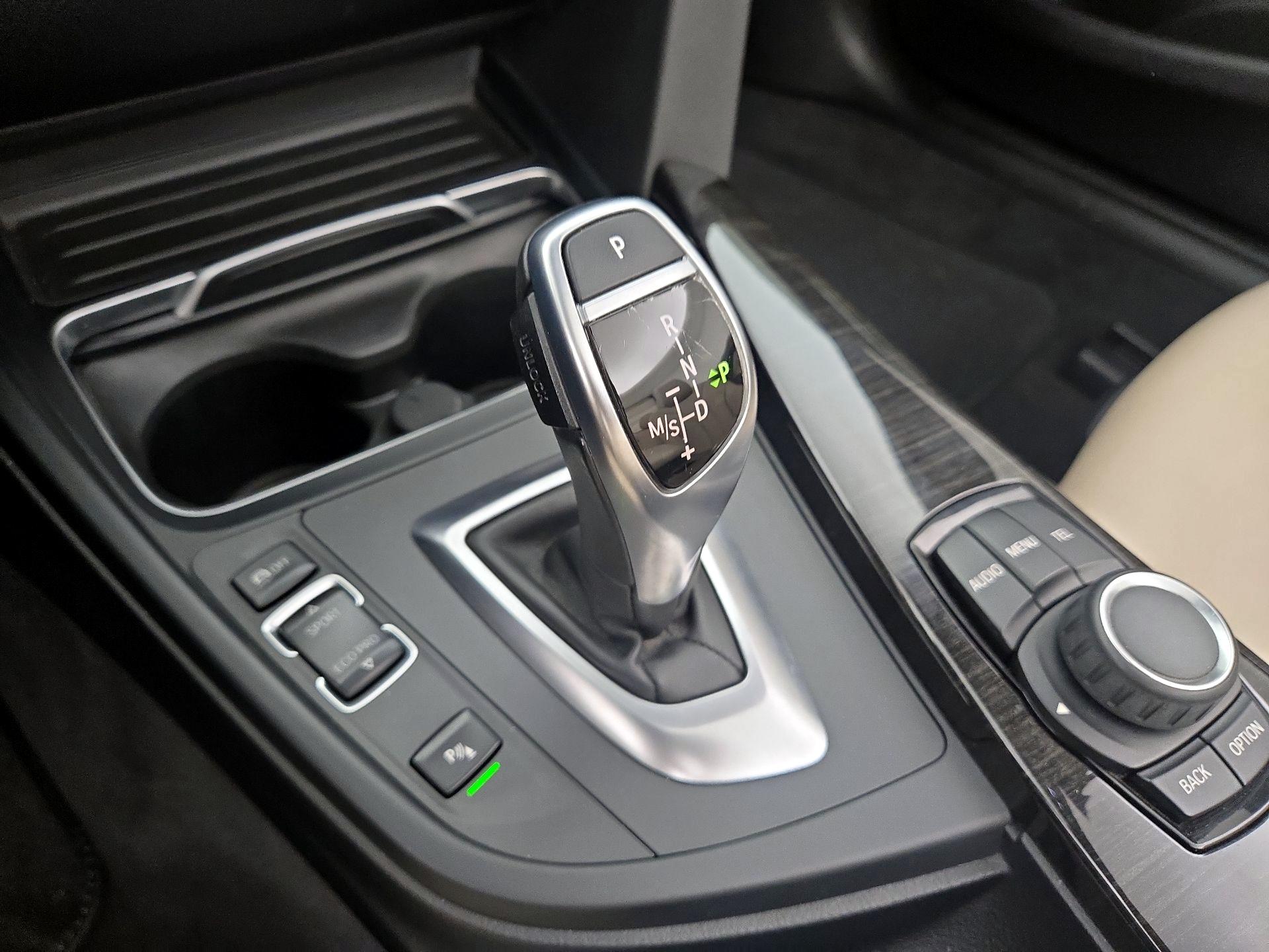 Thumbnail: 2016 BMW 4 Series - 17