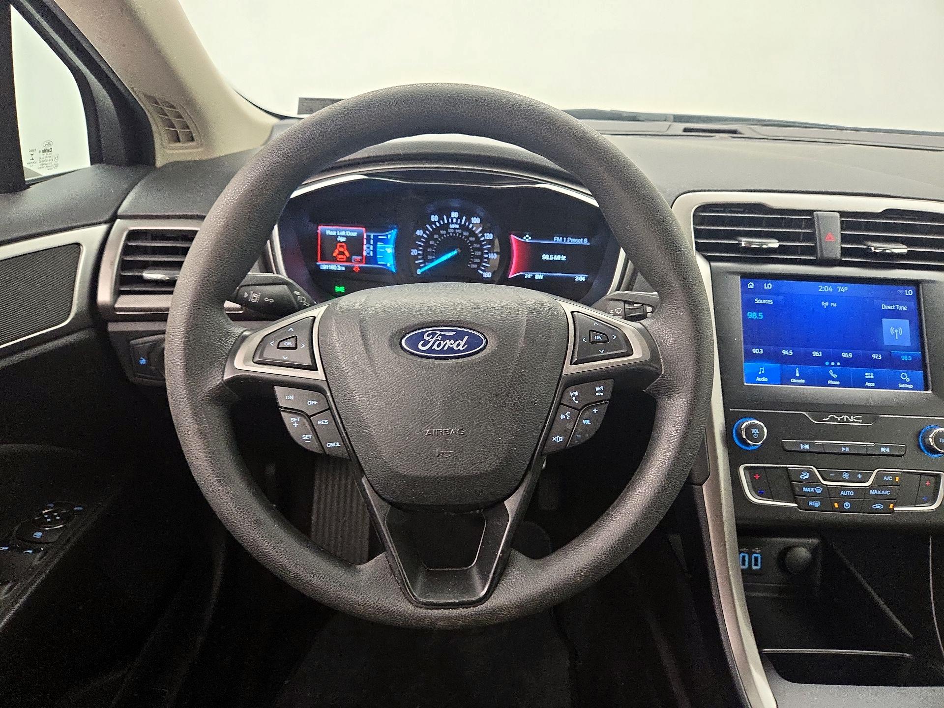 Thumbnail: 2019 Ford Fusion - 10