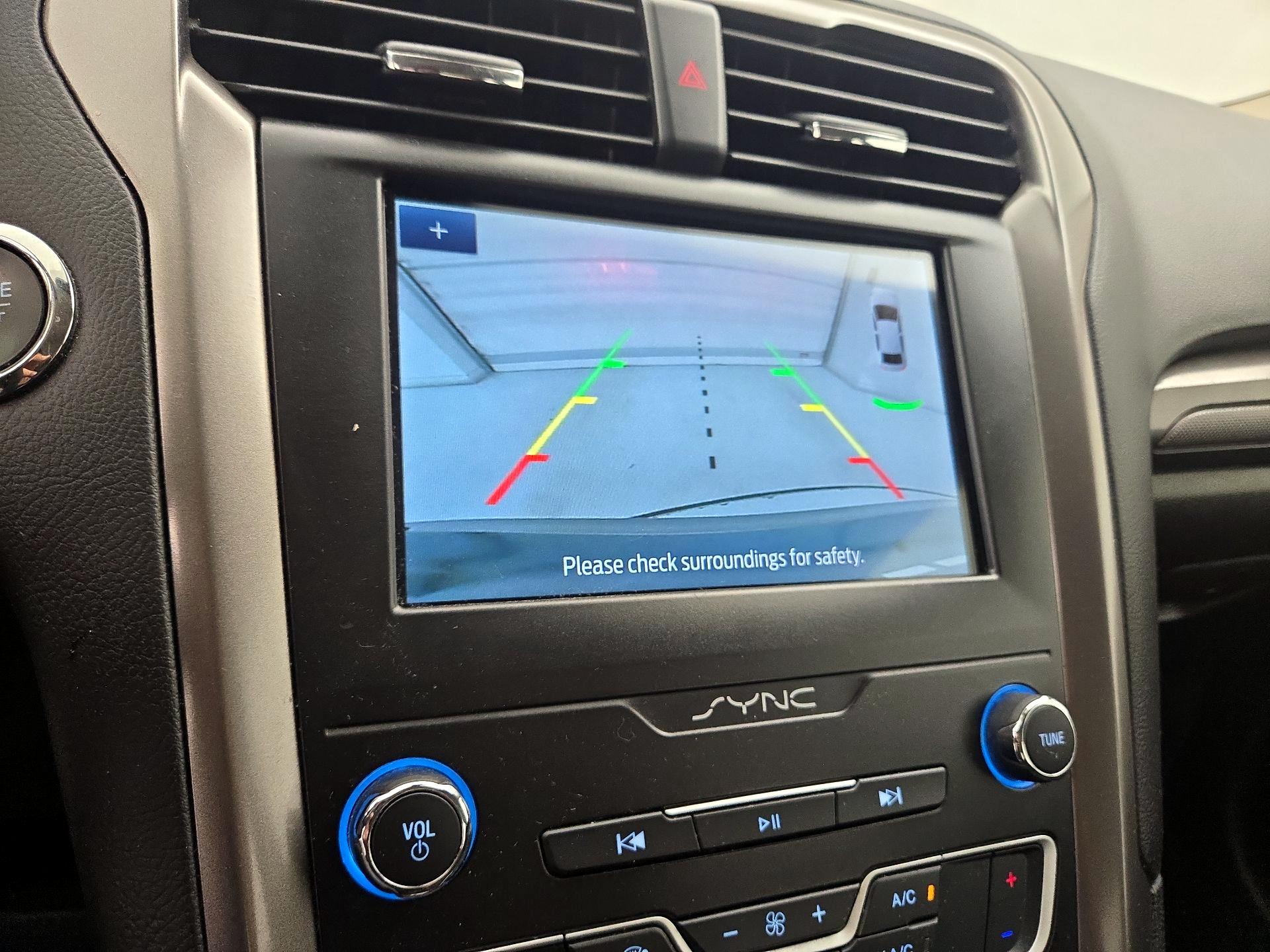 Thumbnail: 2019 Ford Fusion - 14
