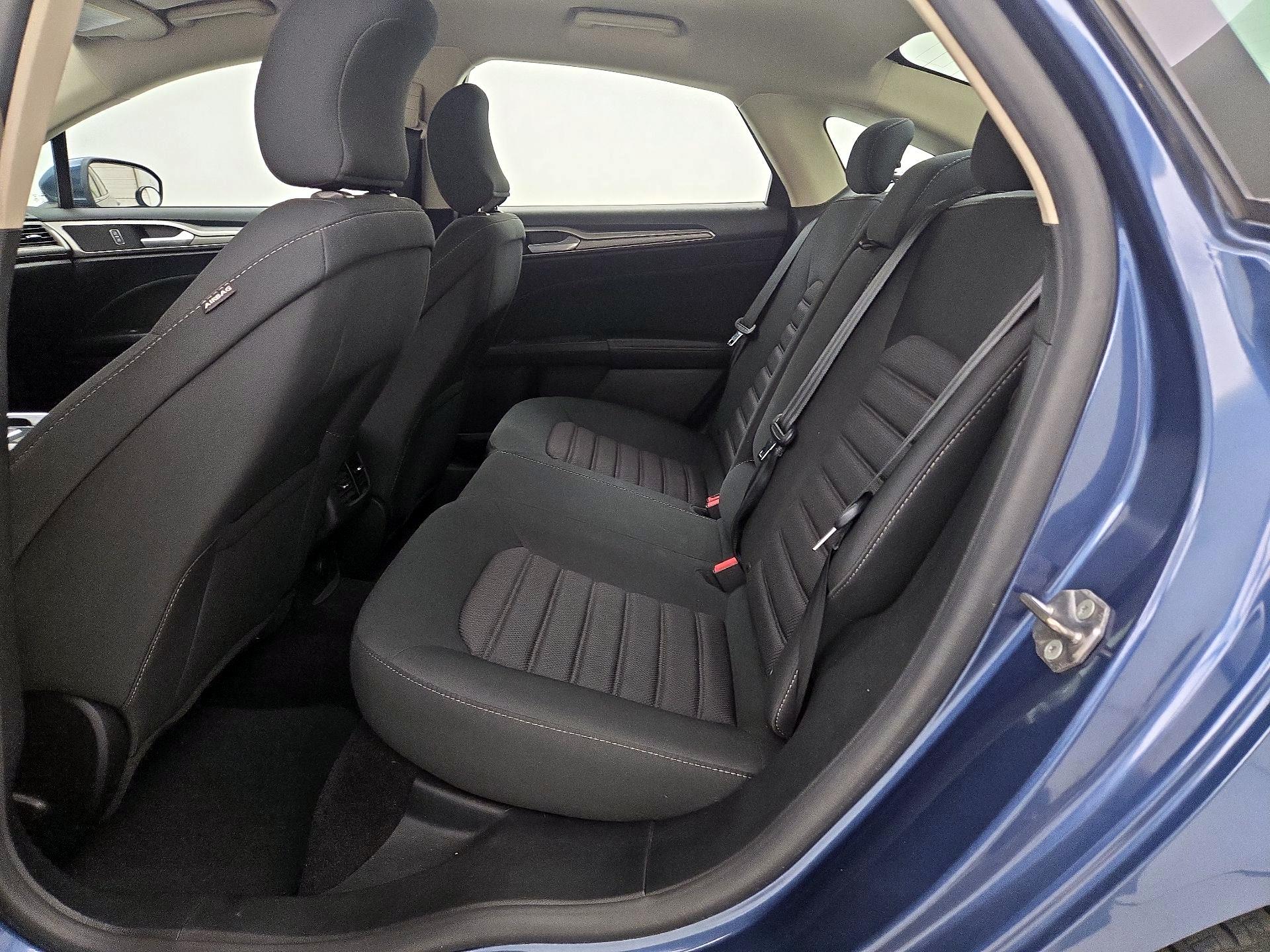 Thumbnail: 2019 Ford Fusion - 18