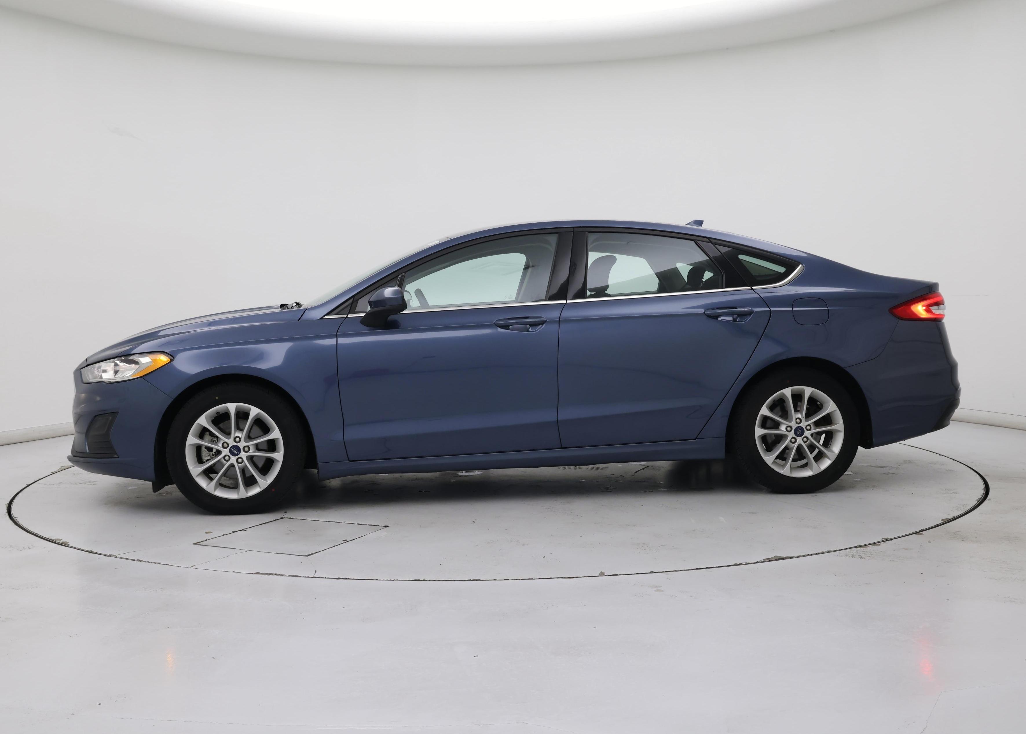 Thumbnail: 2019 Ford Fusion - 3