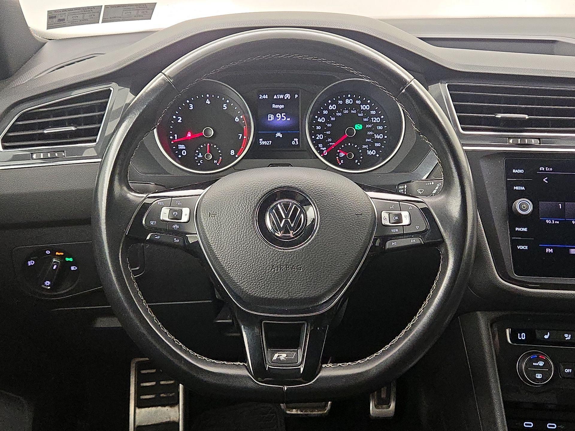 Thumbnail: 2021 Volkswagen Tiguan - 10