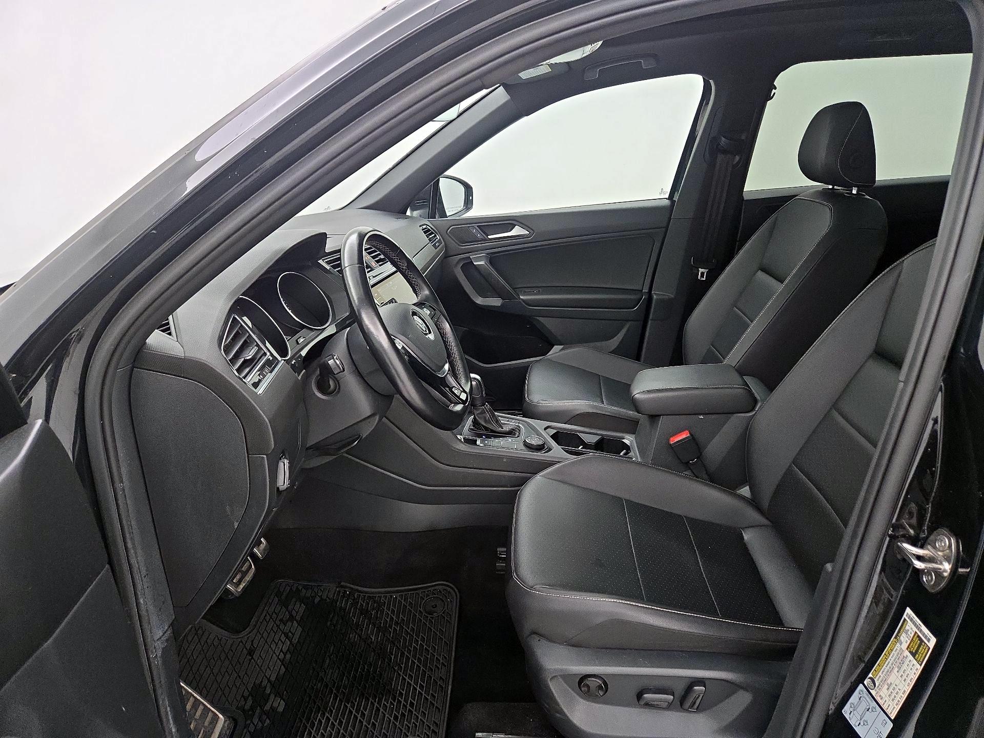 Thumbnail: 2021 Volkswagen Tiguan - 11