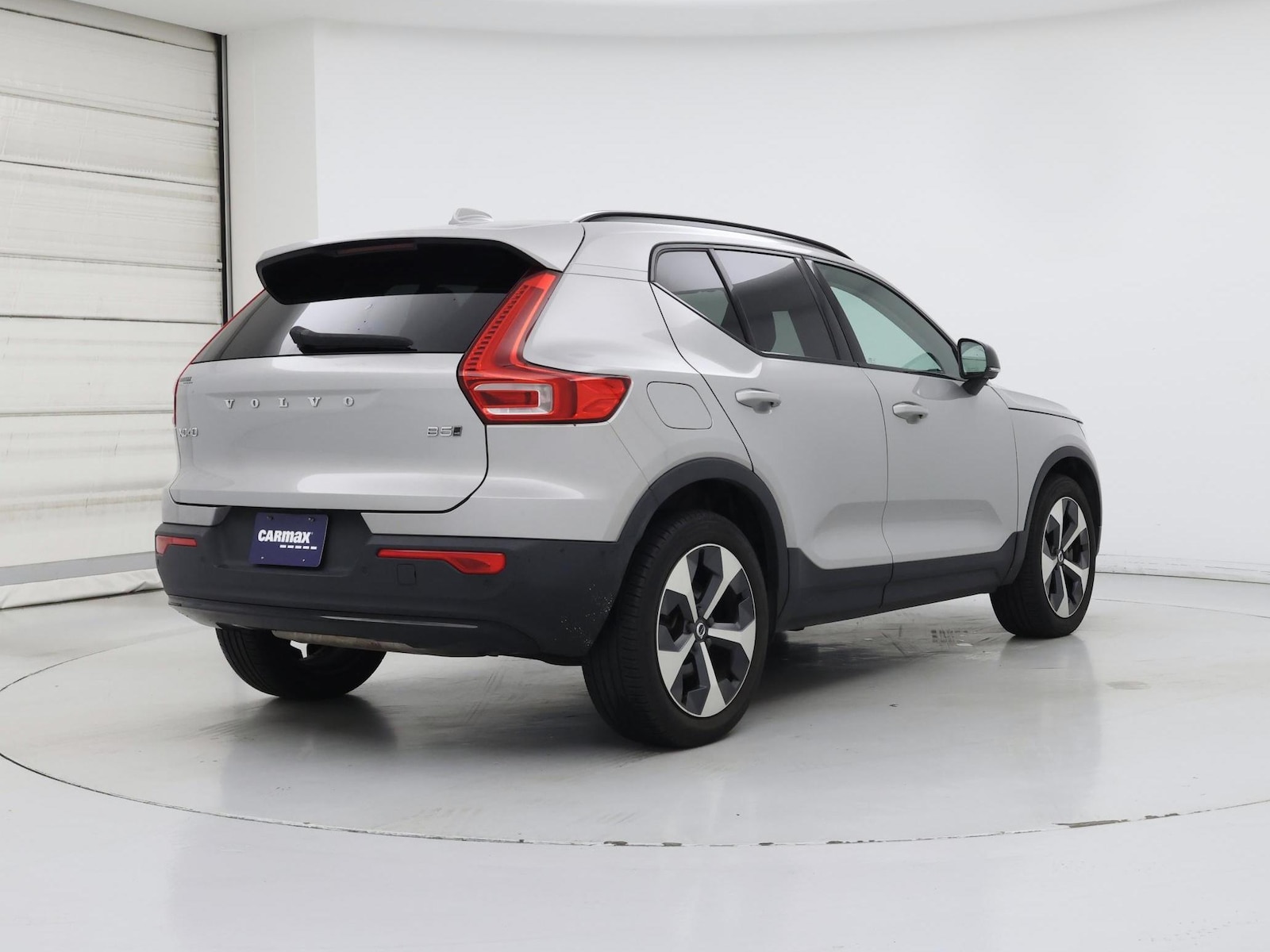 2023 Volvo XC40 Plus - Photo 9
