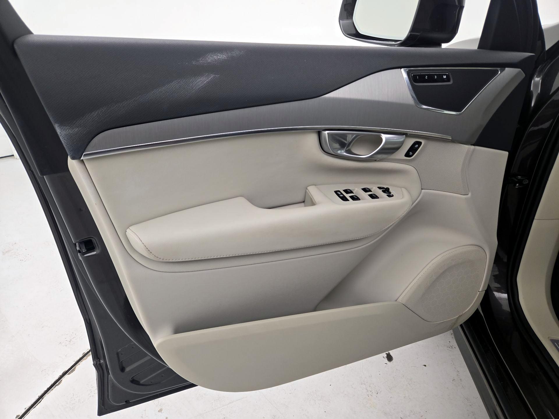Thumbnail: 2024 Volvo XC90 - 12