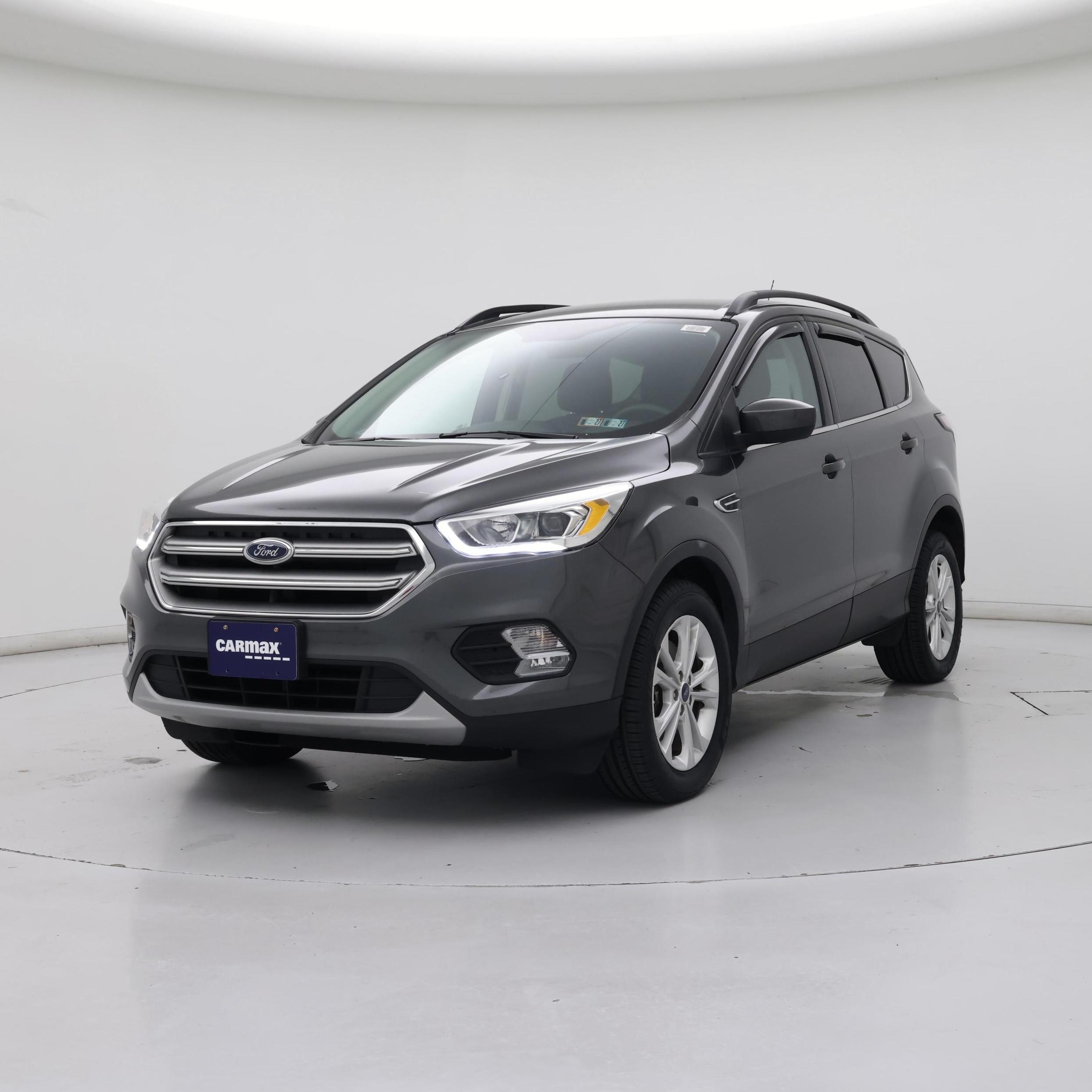 Thumbnail: 2017 Ford Escape - 8