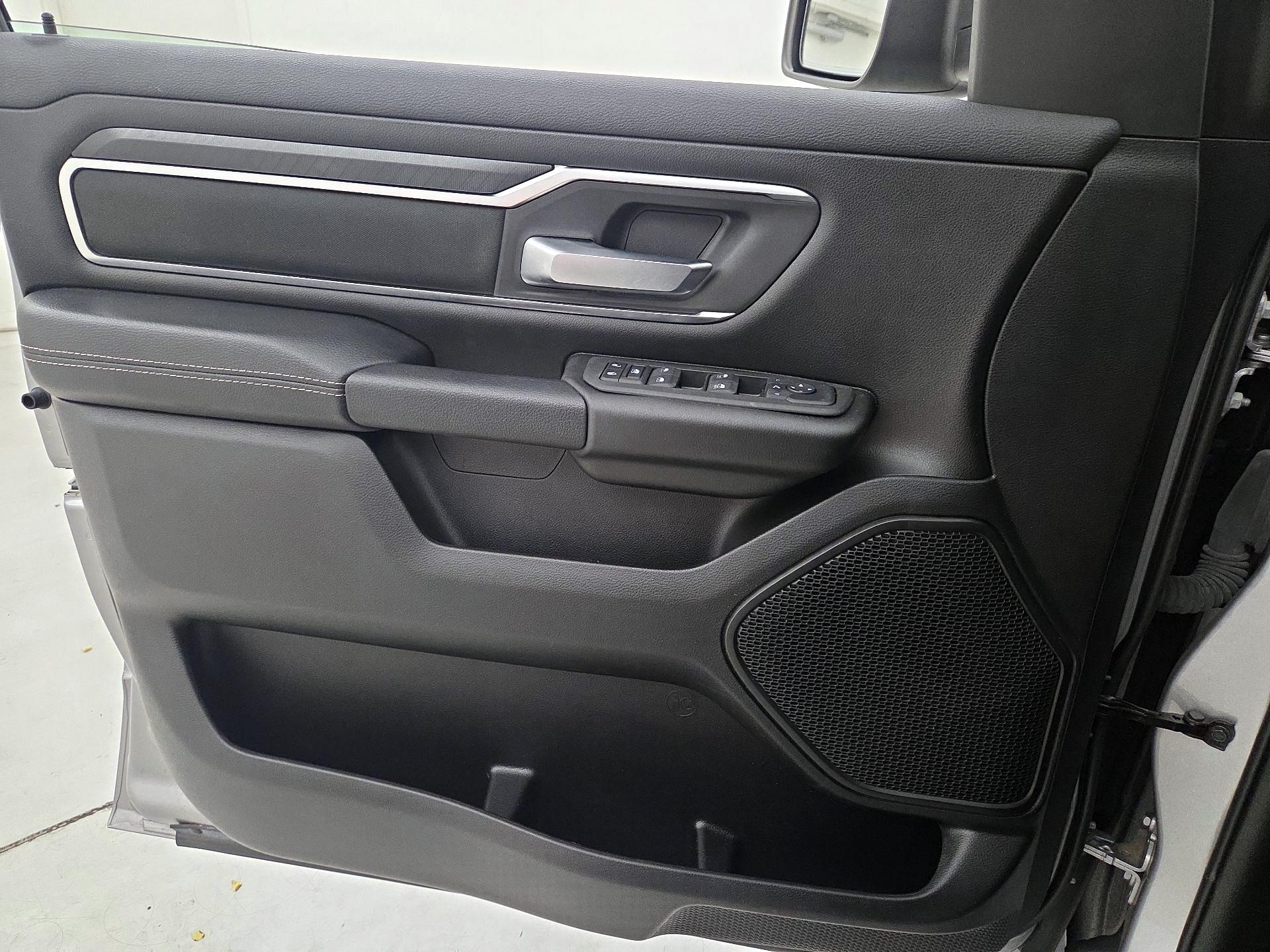 Thumbnail: 2025 RAM 1500 - 19