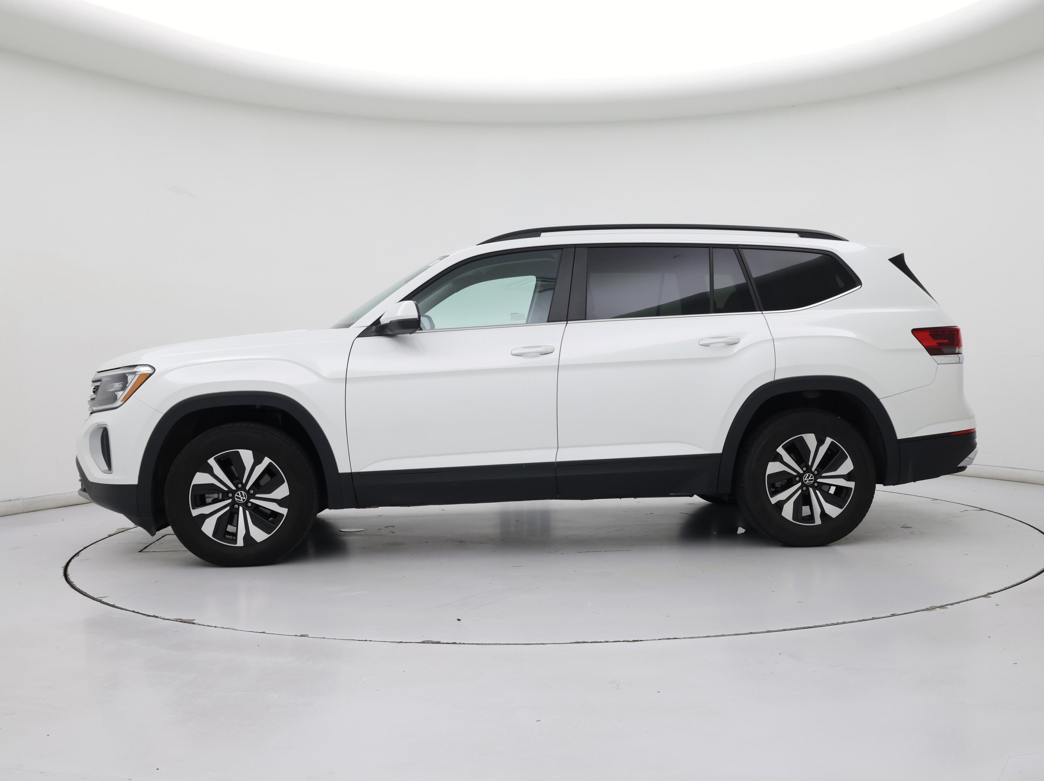 Thumbnail: 2026 Volkswagen Atlas - 3