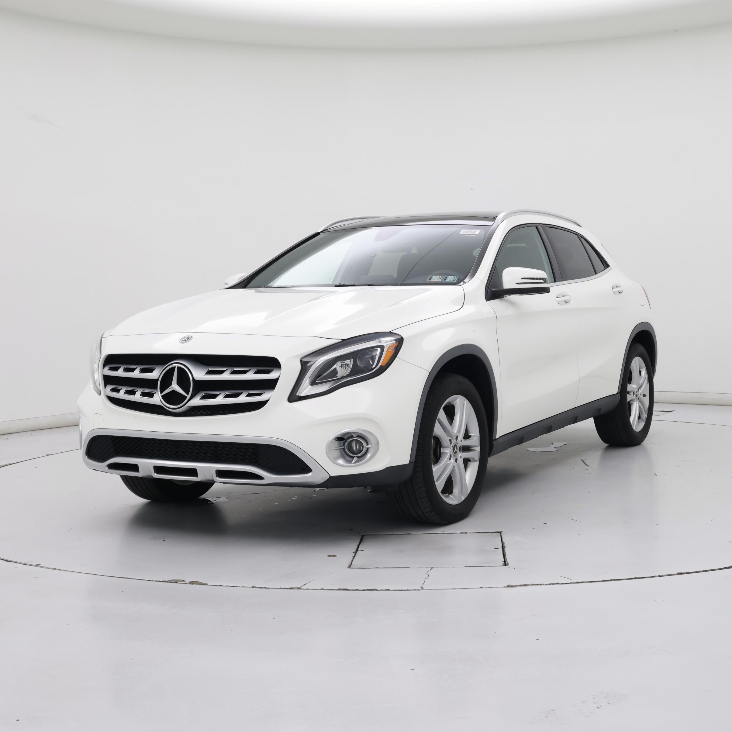 Thumbnail: 2020 Mercedes-Benz GLA - 4