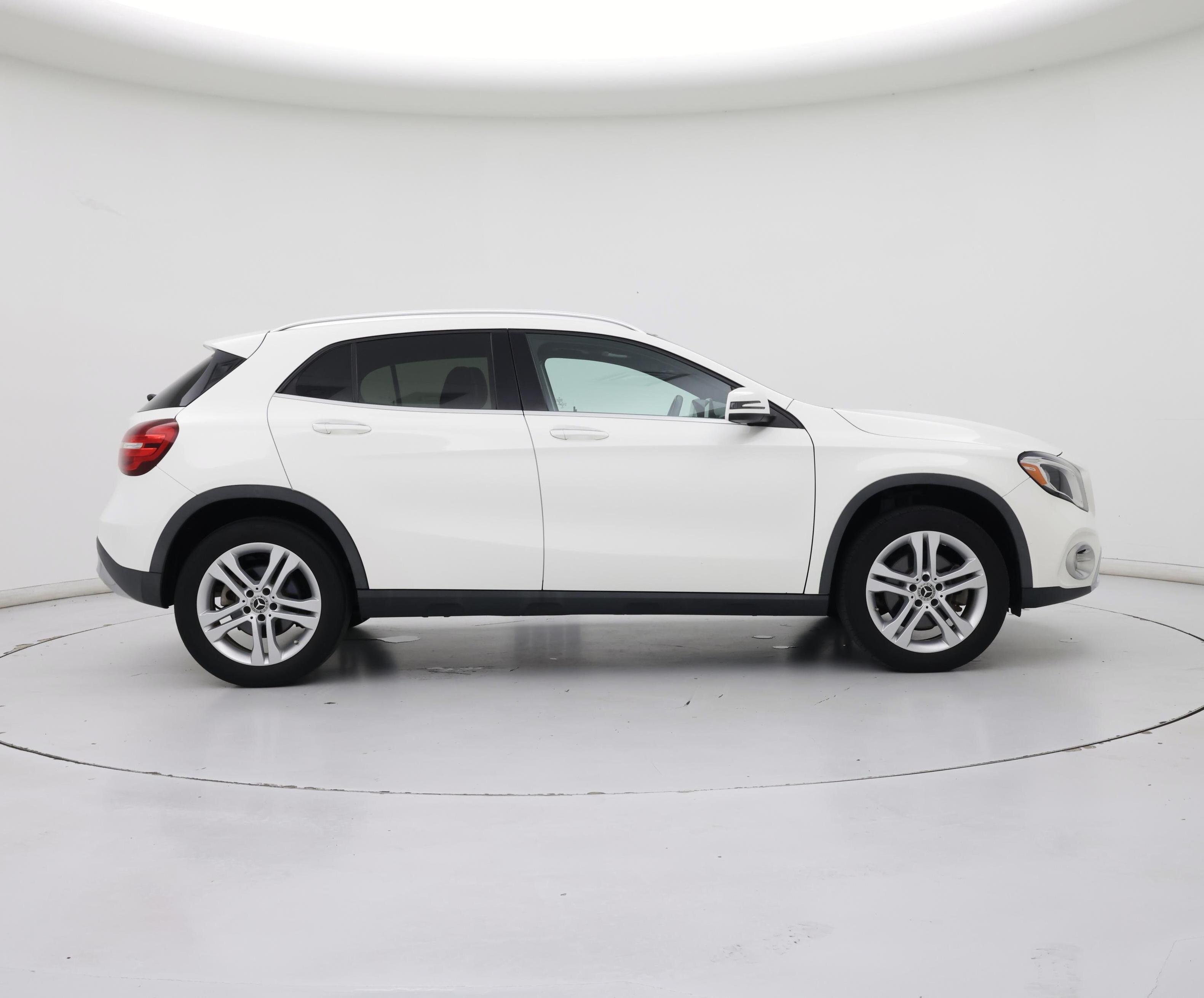 Thumbnail: 2020 Mercedes-Benz GLA - 7
