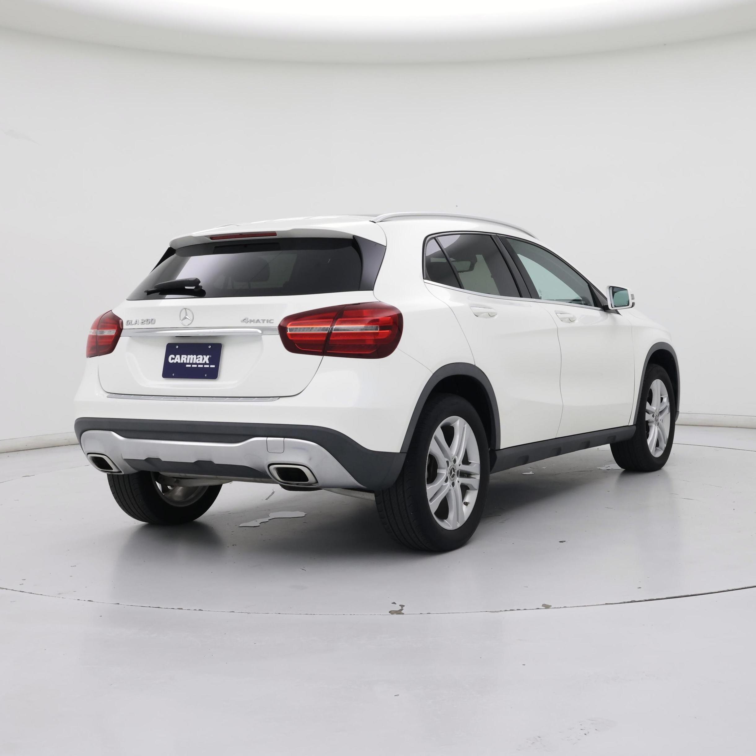 Thumbnail: 2020 Mercedes-Benz GLA - 8