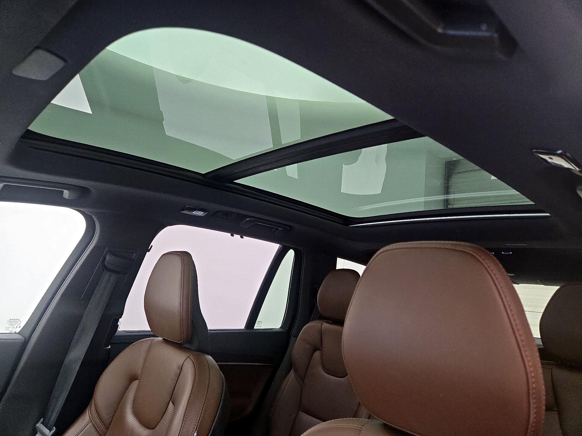 Thumbnail: 2023 Volvo XC90 - 20