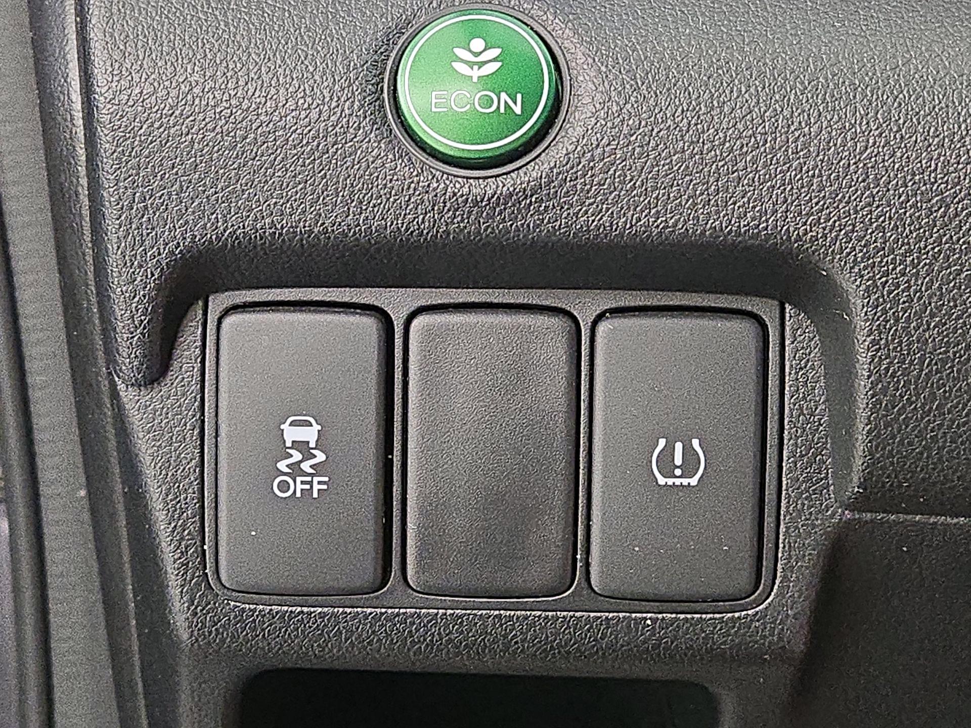 Thumbnail: 2016 Honda CR-V - 13