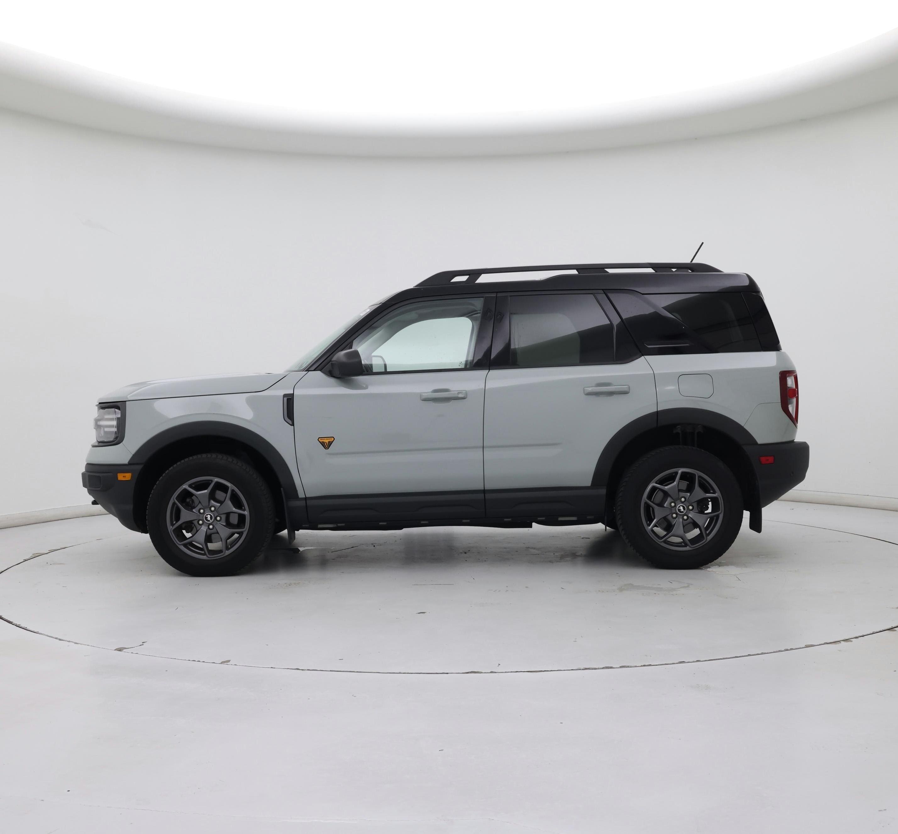 Thumbnail: 2021 Ford Bronco Sport - 3