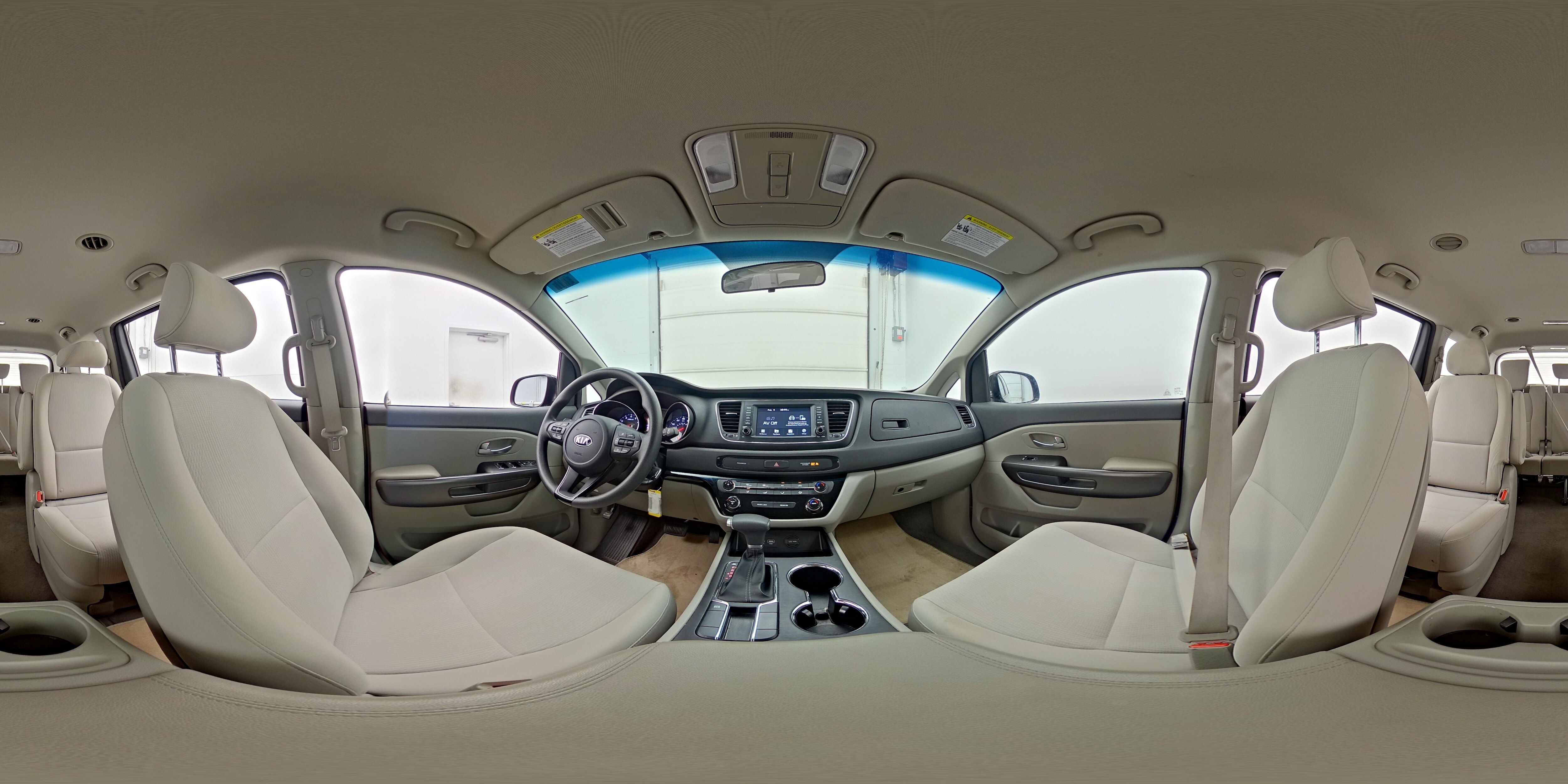 2019 Kia Sedona L - Photo 26