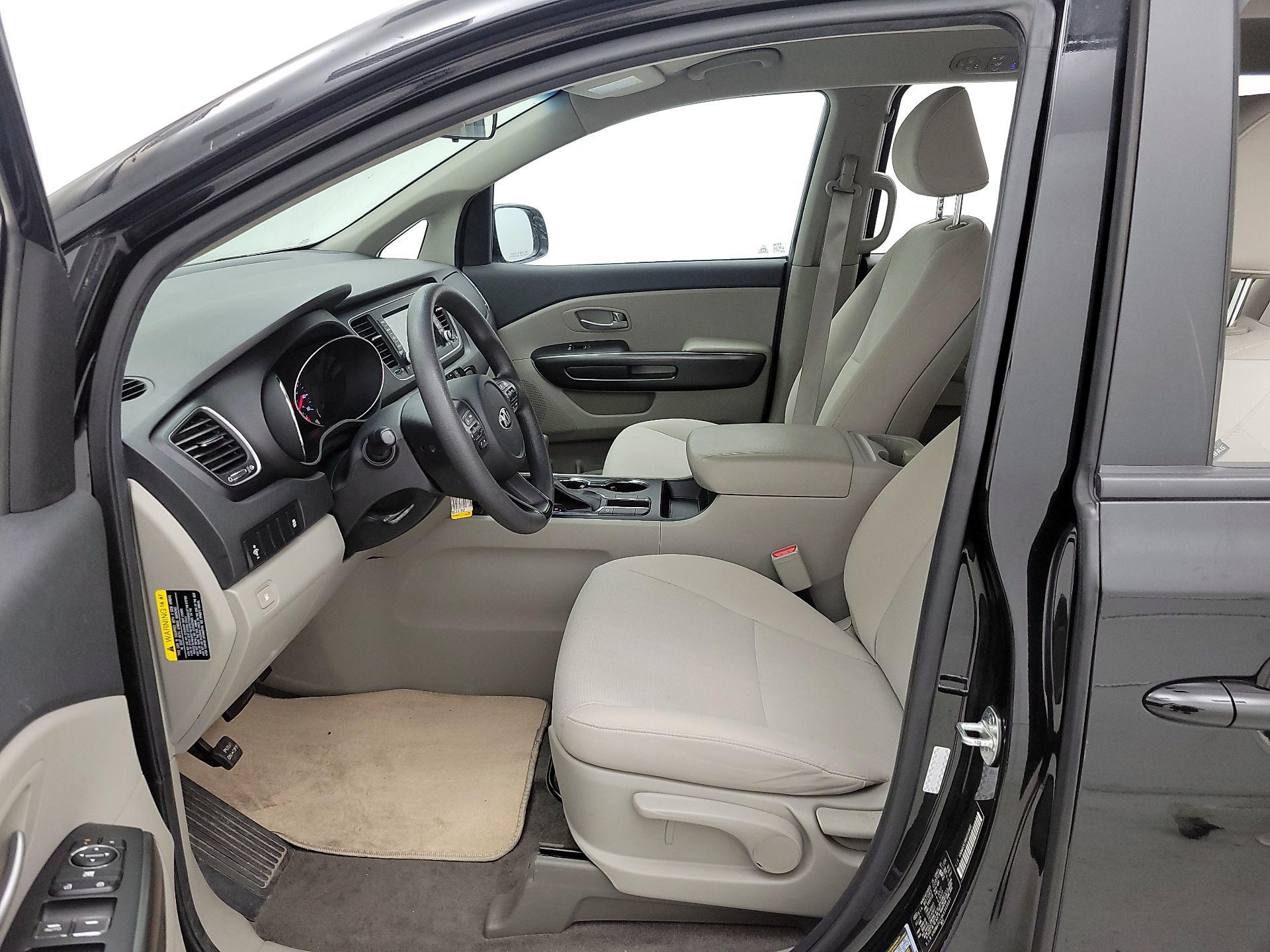 Thumbnail: 2019 Kia Sedona - 11