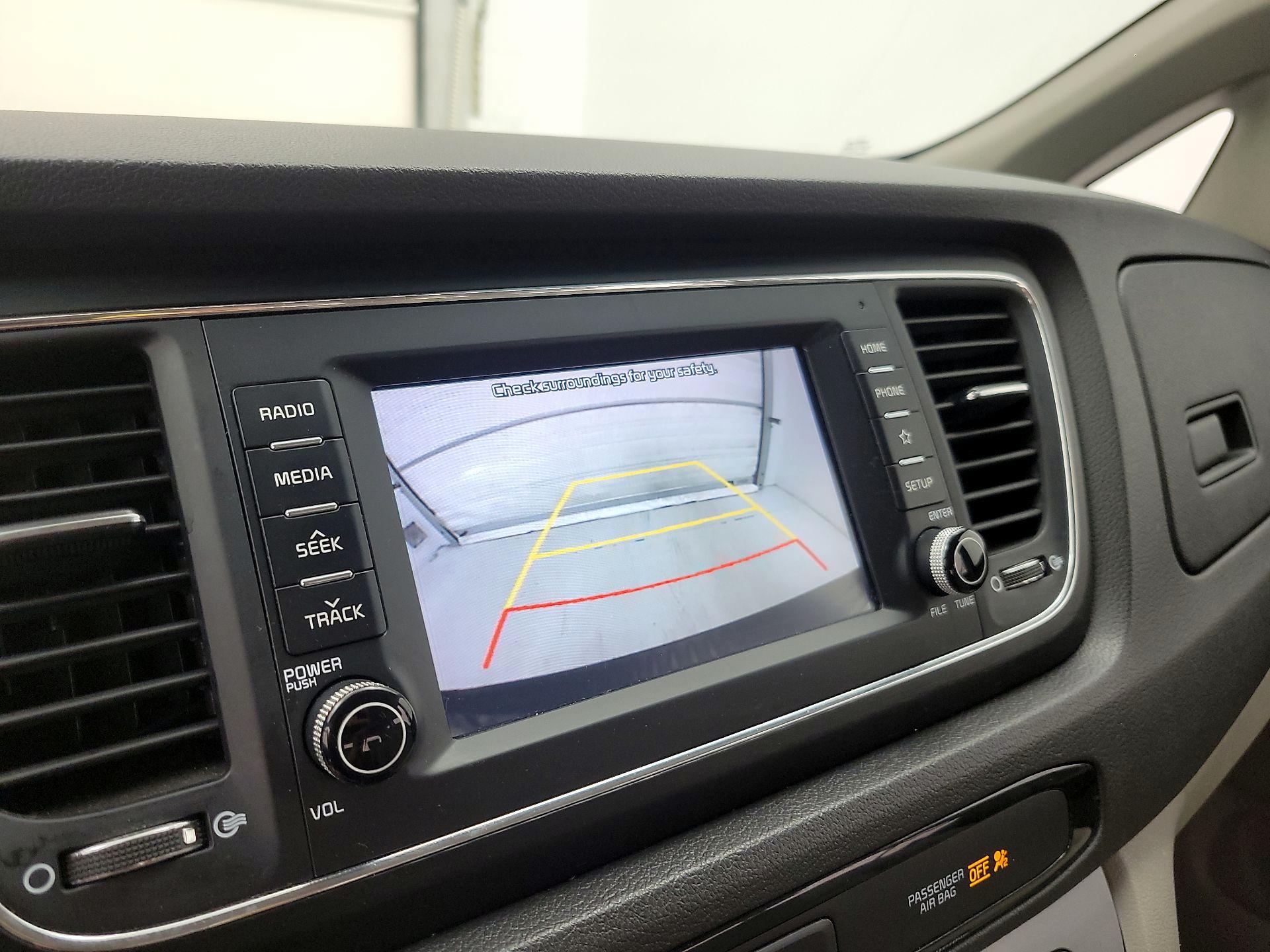 Thumbnail: 2019 Kia Sedona - 14