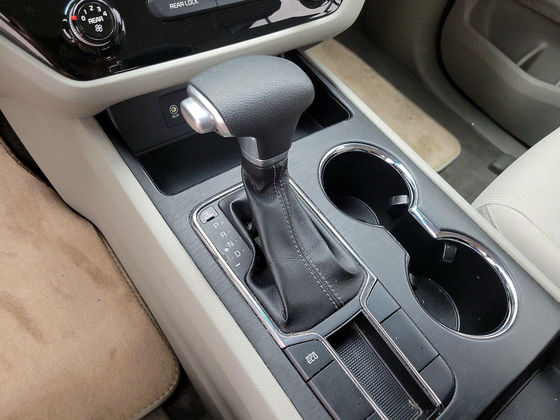 Thumbnail: 2019 Kia Sedona - 17