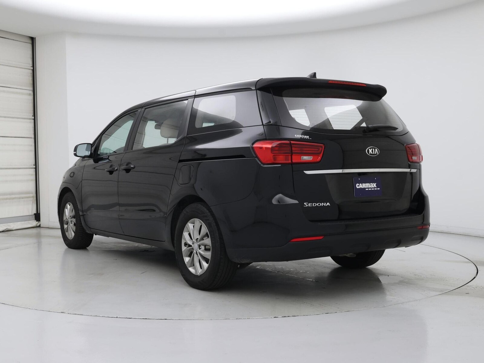 2019 Kia Sedona L - Photo 3