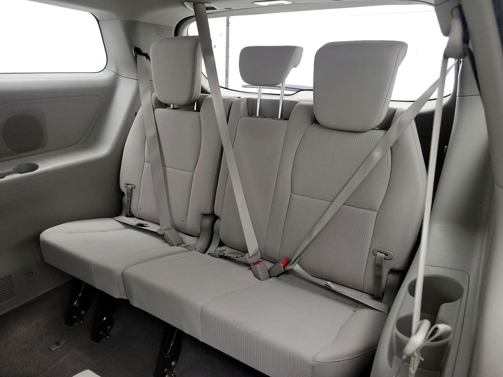 2019 Kia Sedona L - Photo 21