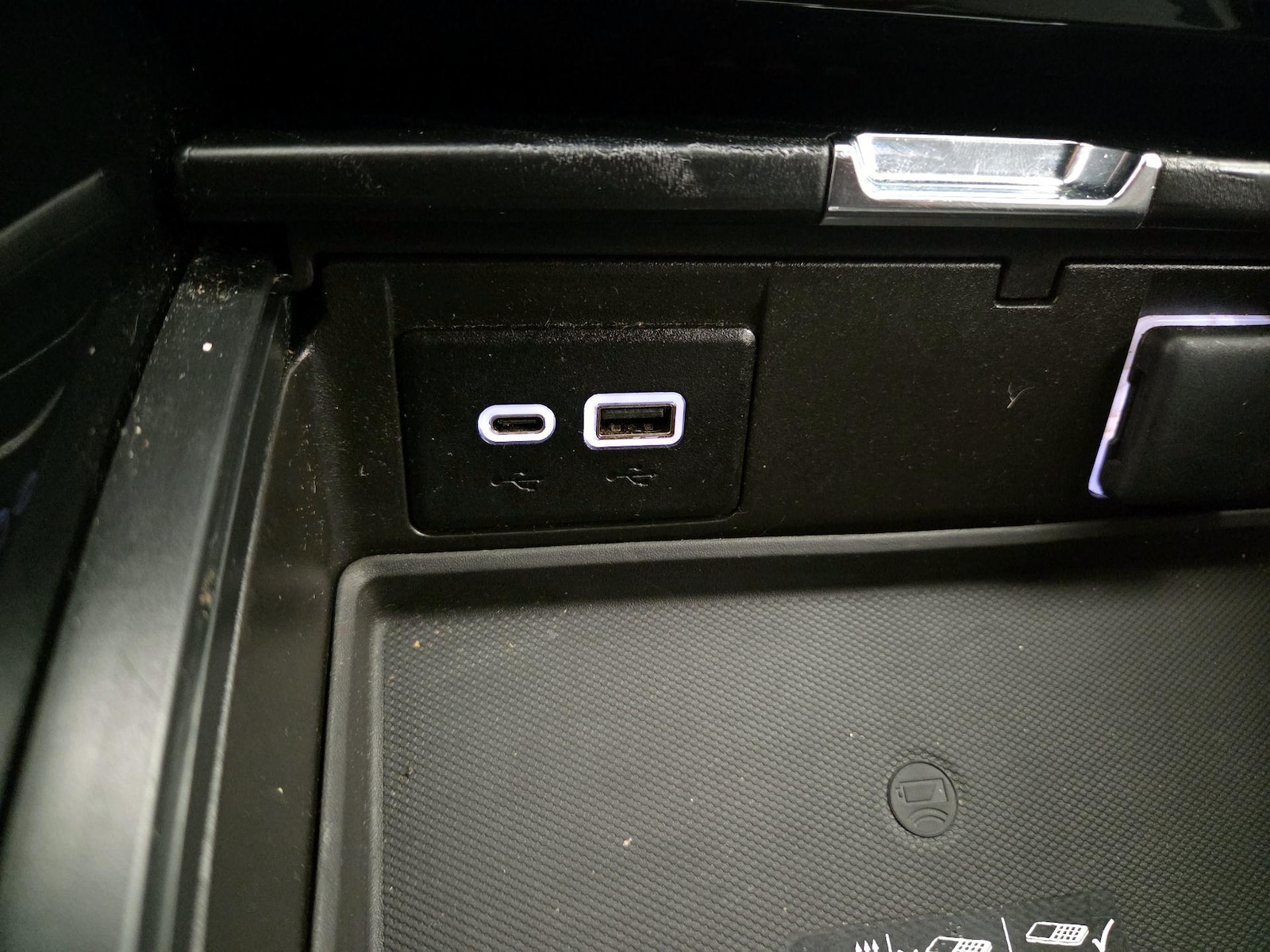 2024 GMC Yukon XL Denali - Photo 19