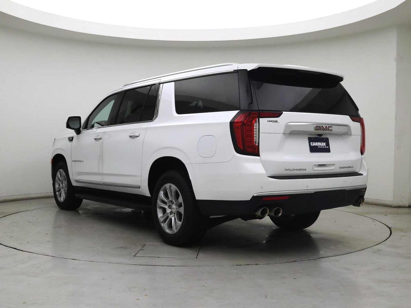 2024 GMC Yukon XL Denali - Photo 3