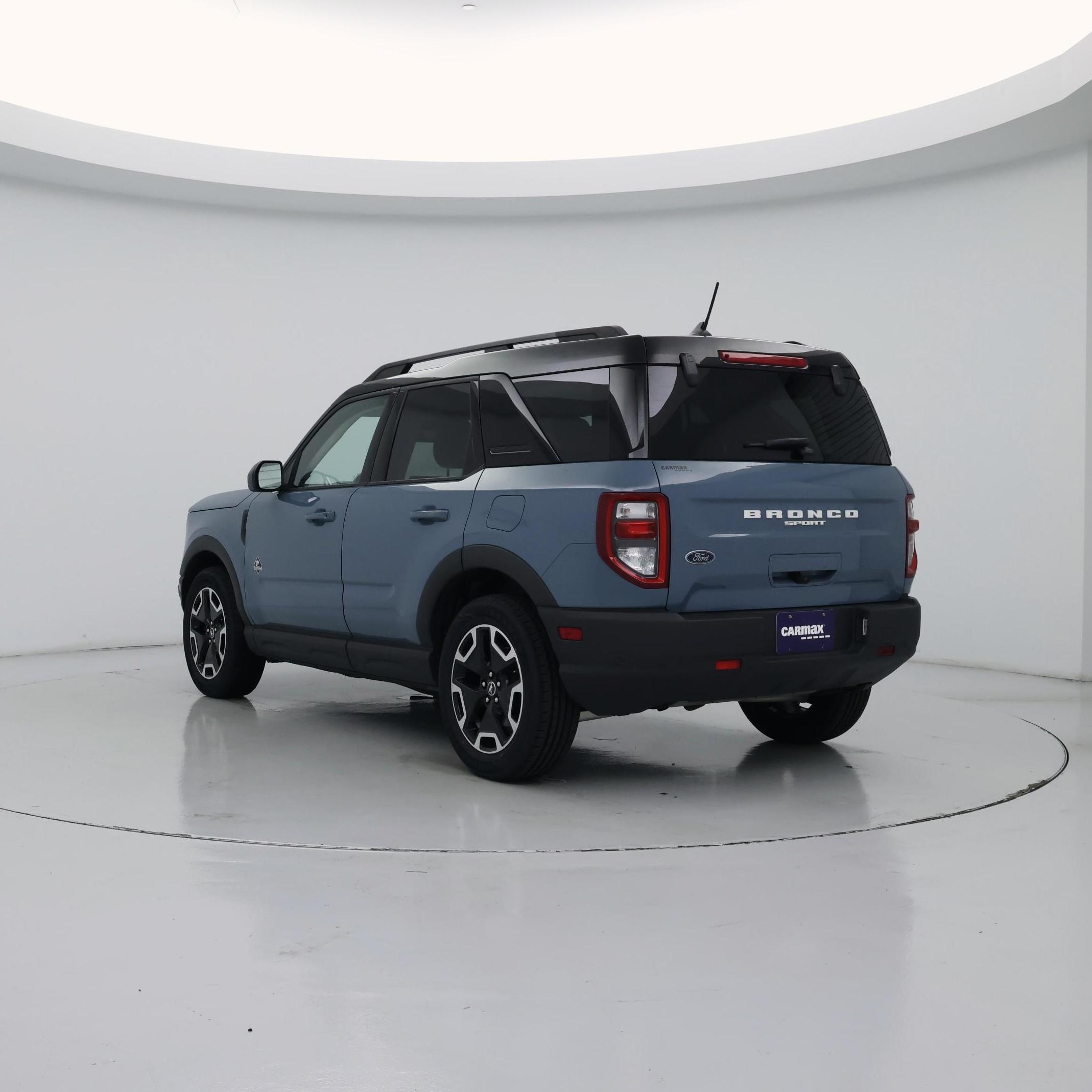 Thumbnail: 2021 Ford Bronco Sport - 2