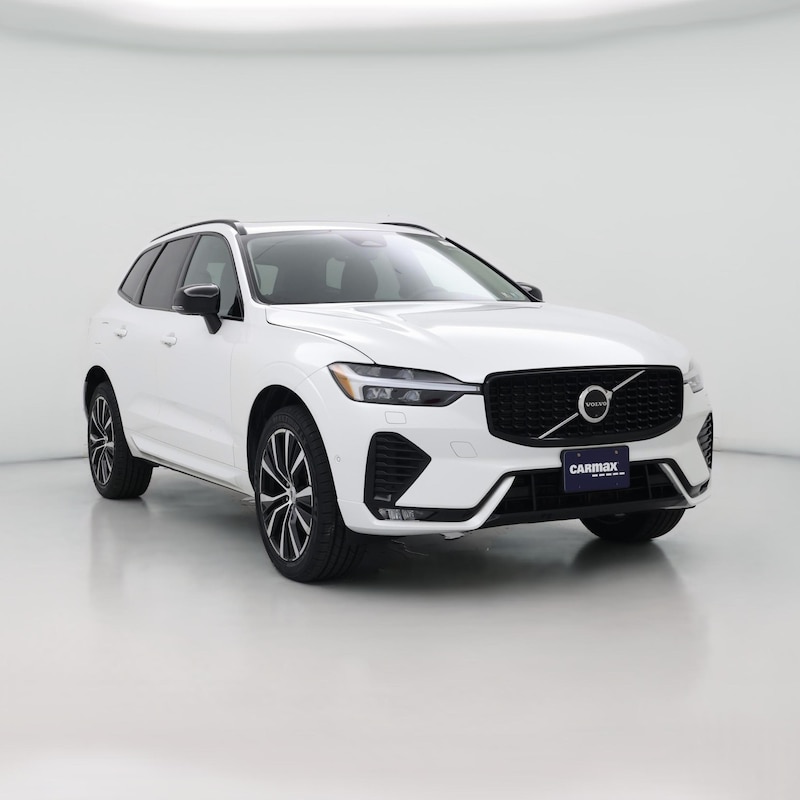 2024 Volvo XC60 B5 Plus Dark Theme