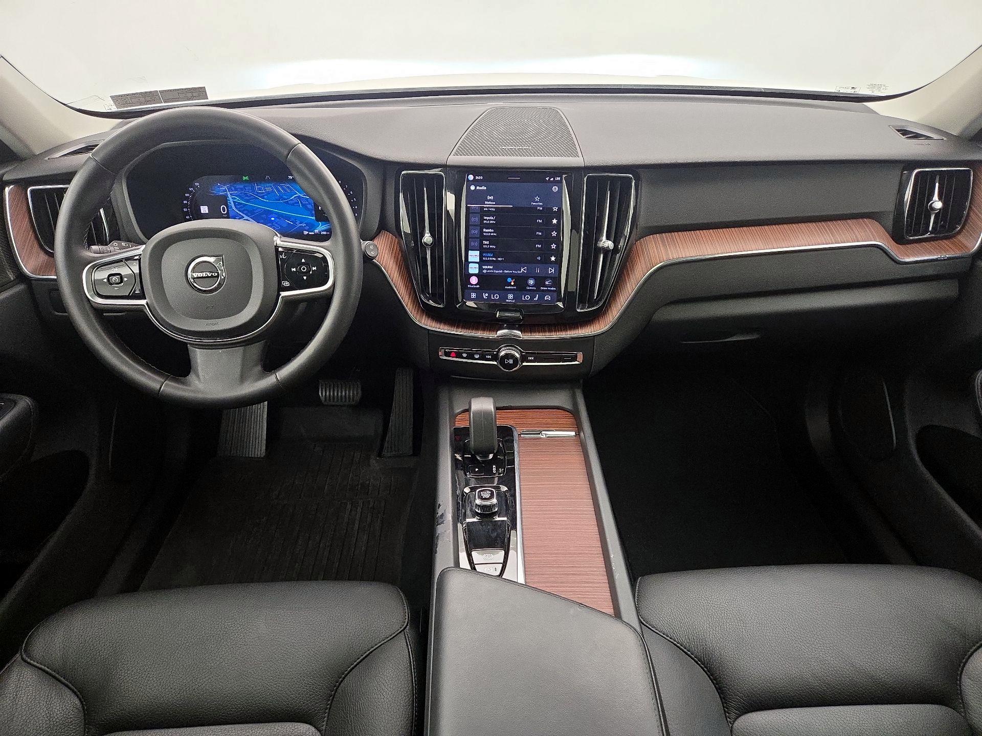 Thumbnail: 2024 Volvo XC60 - 9