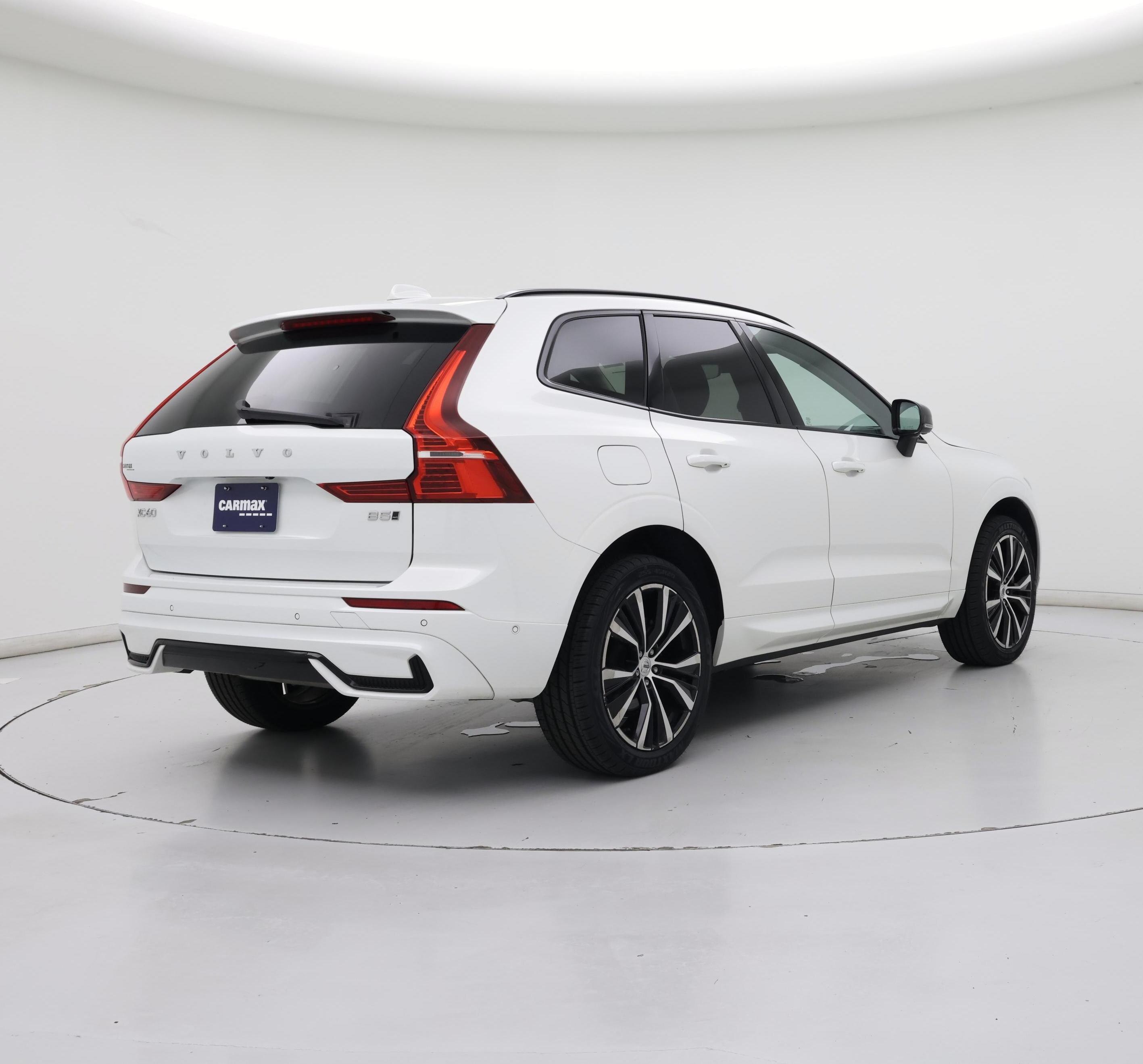 Thumbnail: 2024 Volvo XC60 - 8