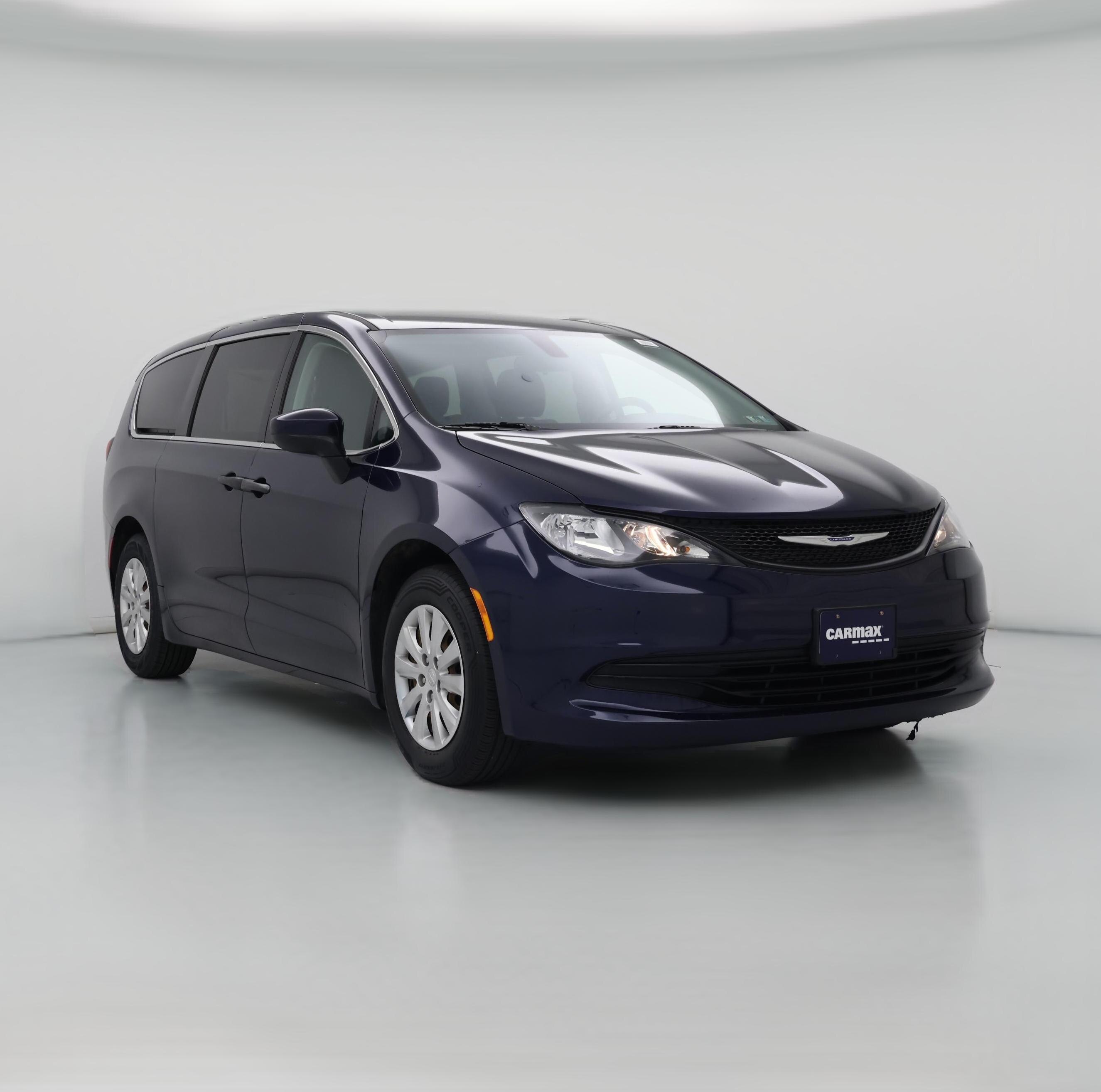 Thumbnail: 2020 Chrysler Voyager - 1