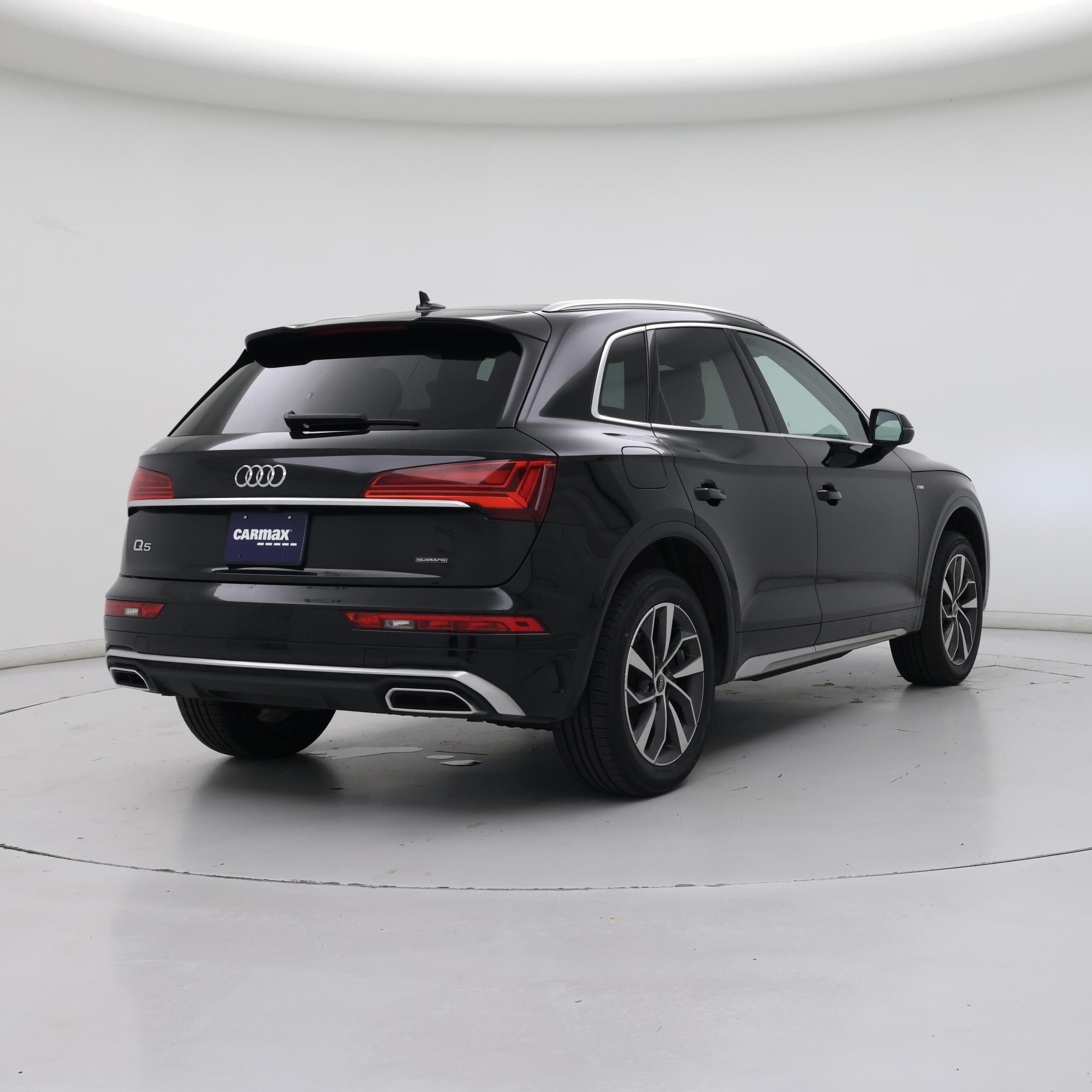 Thumbnail: 2023 Audi Q5 - 8