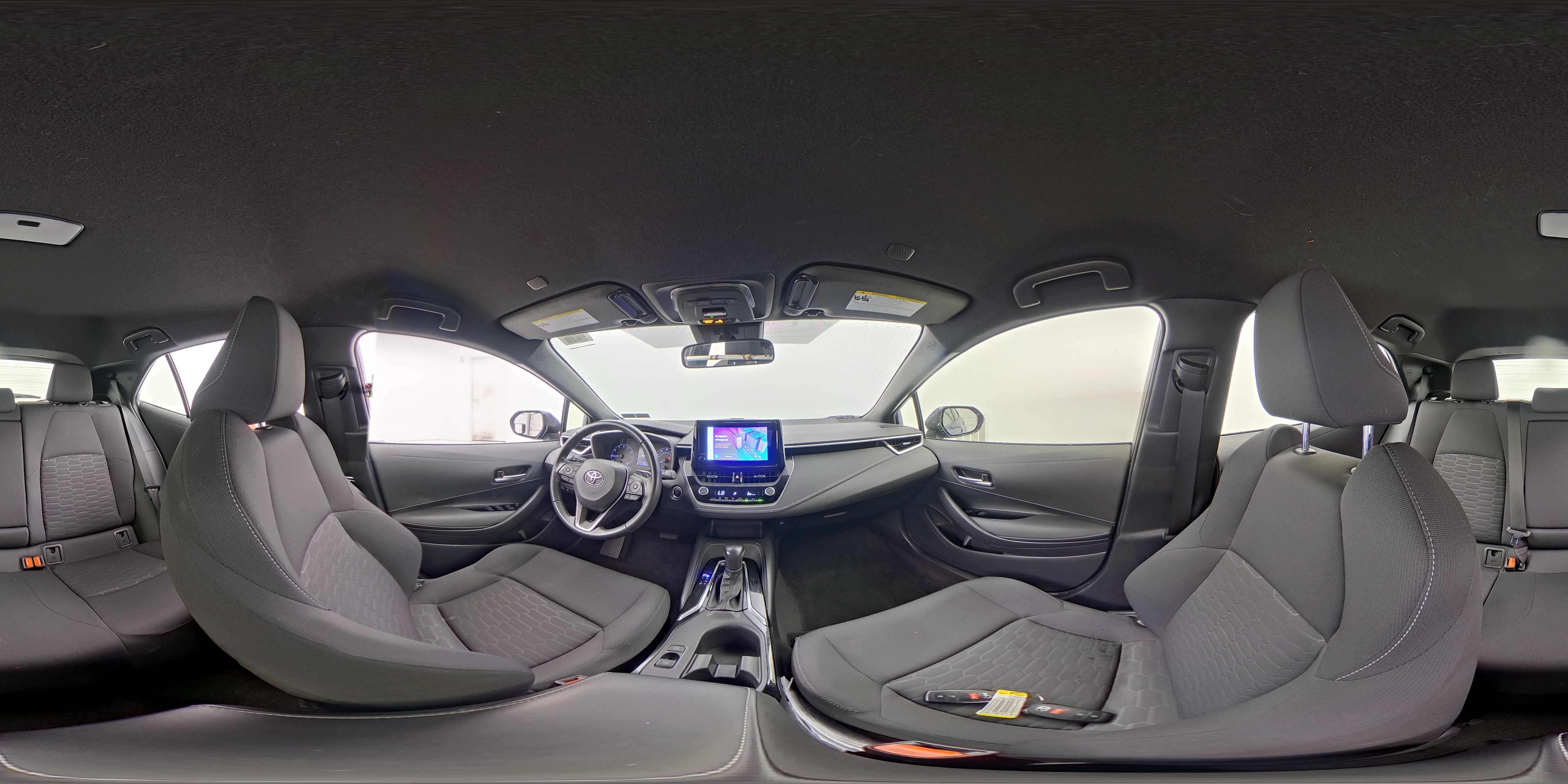 2023 Toyota Corolla Hatchback SE - Photo 22
