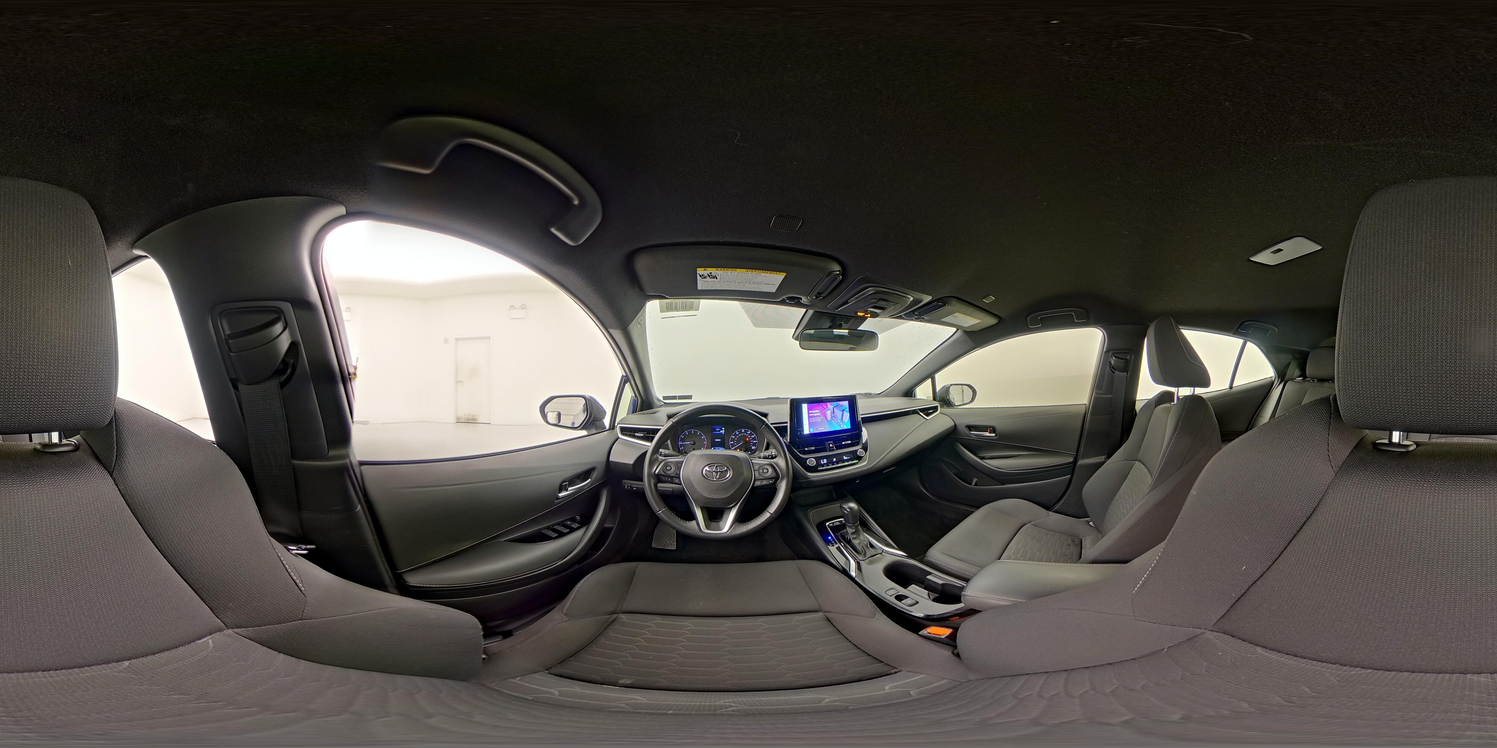 2023 Toyota Corolla Hatchback SE - Photo 24
